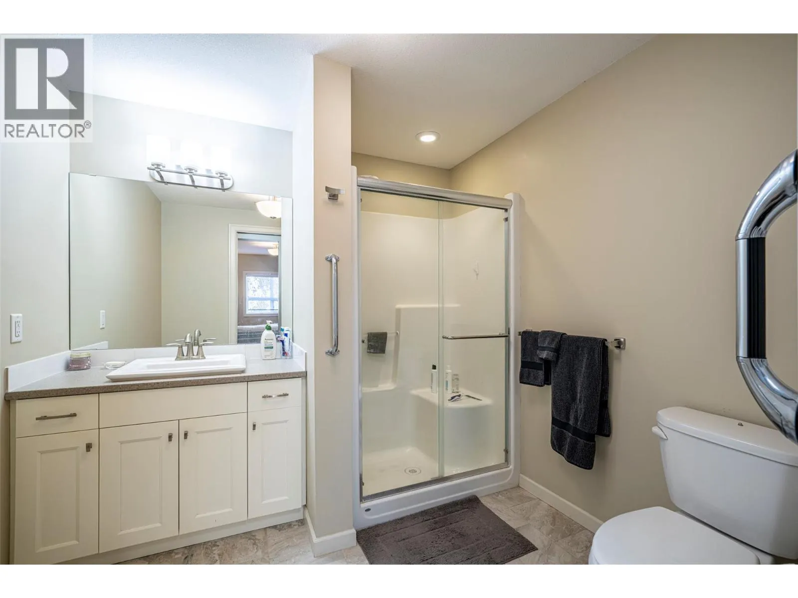 3010 35 Street Unit# 207