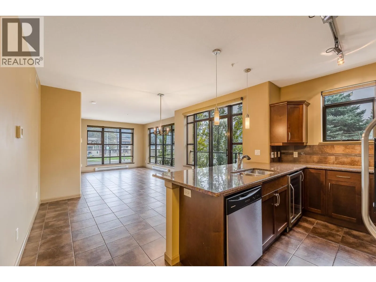 3589 Skaha Lake Road Unit# 204