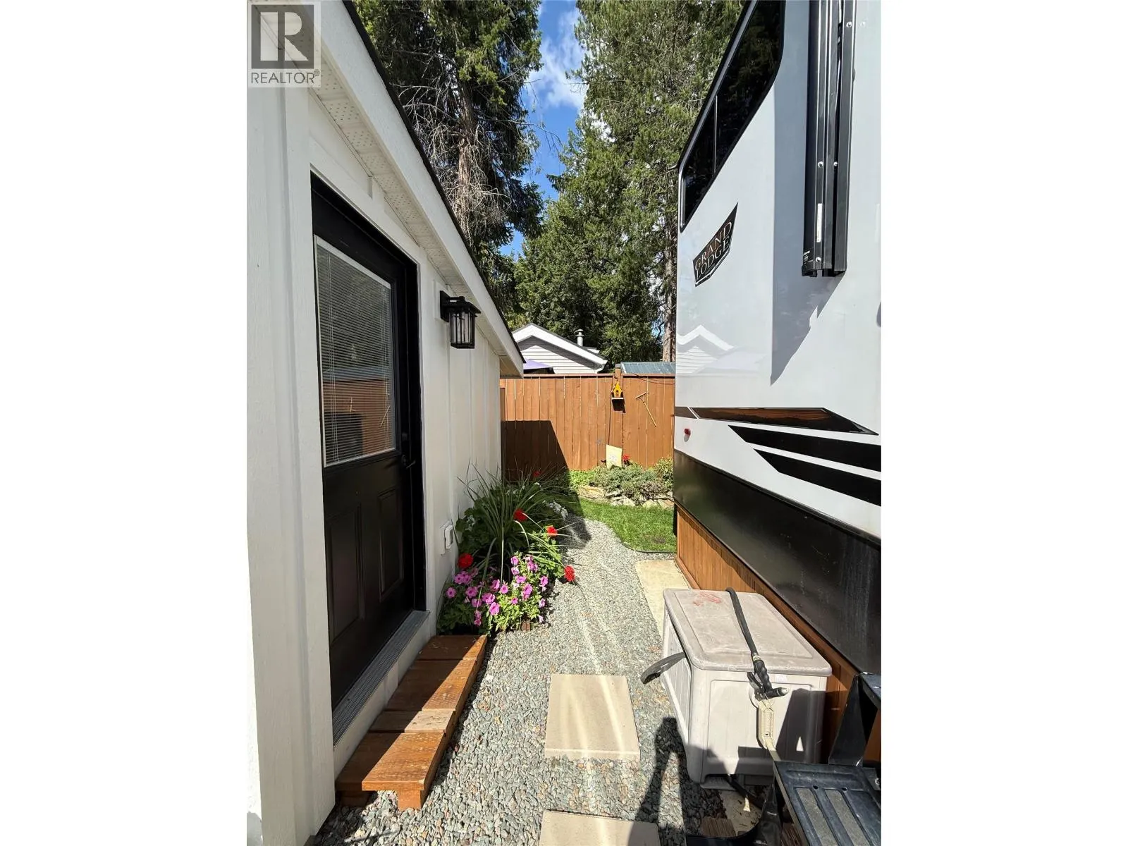 3980 Squilax Anglemont Road Unit# 93
