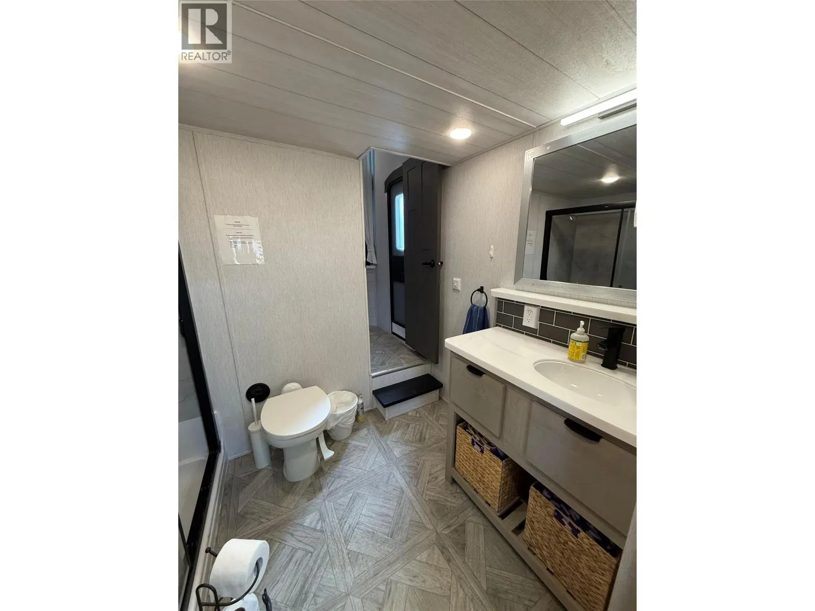 3980 Squilax Anglemont Road Unit# 93
