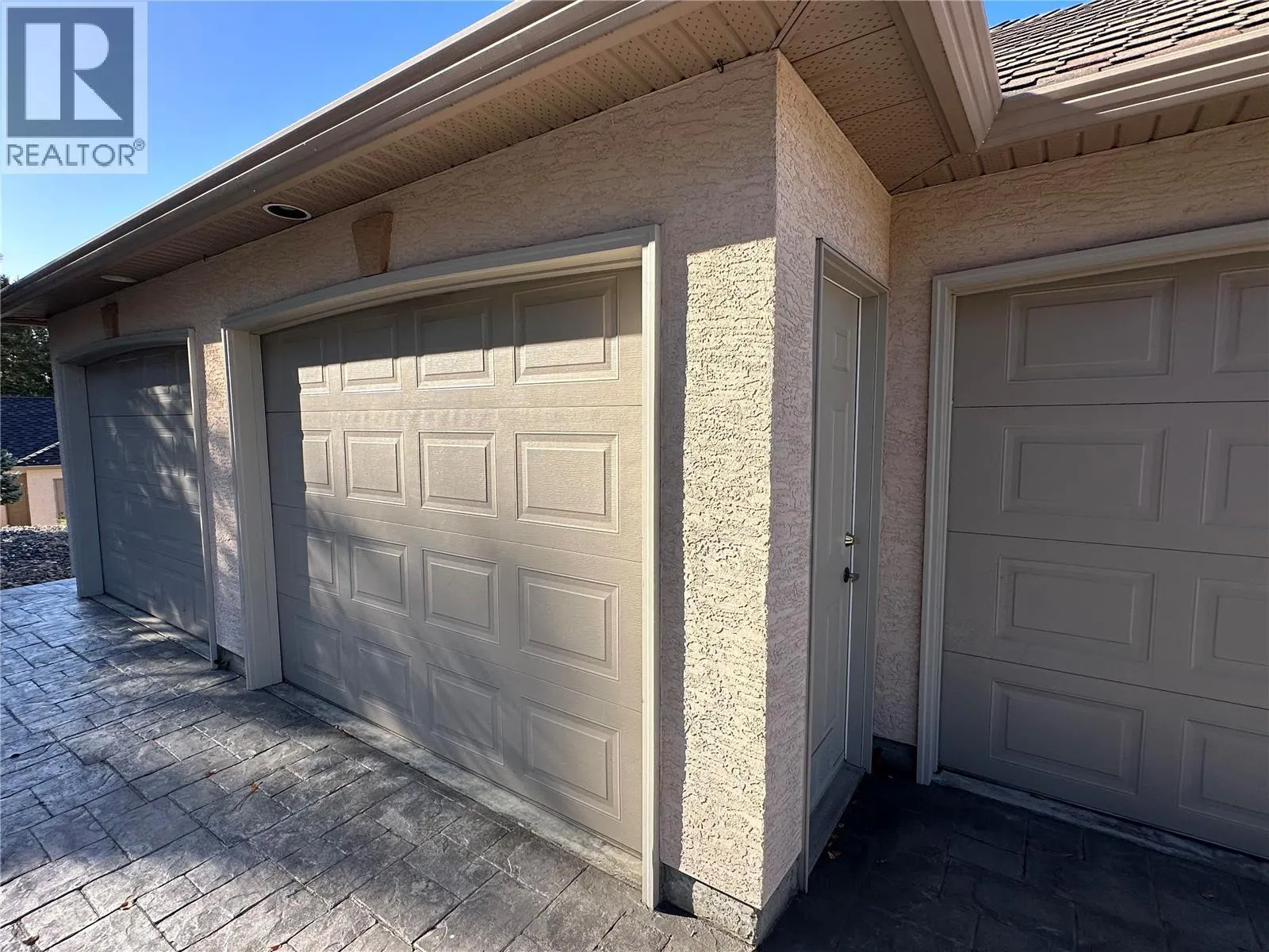 83 Peregrine Way Unit# 27