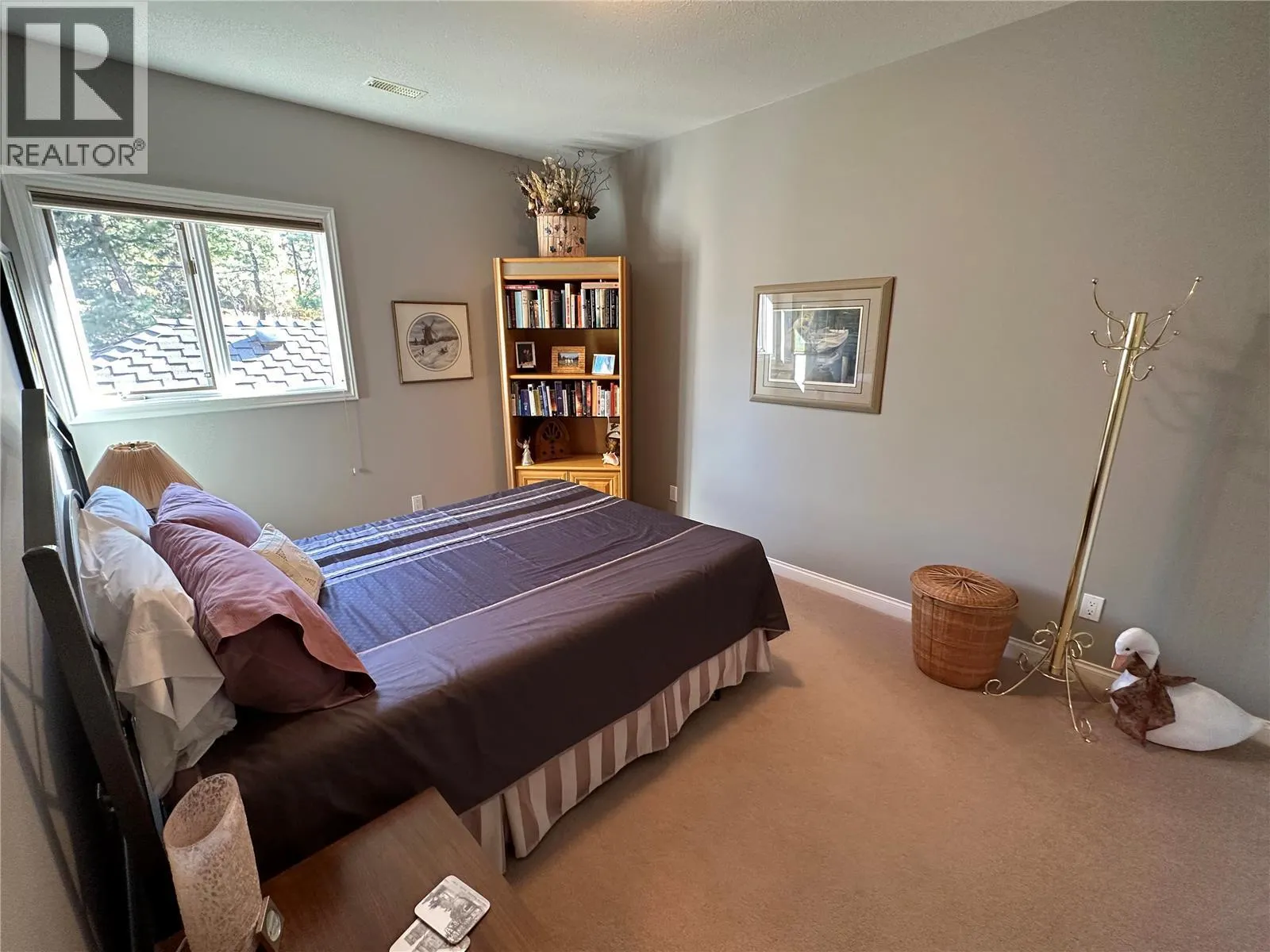 83 Peregrine Way Unit# 27