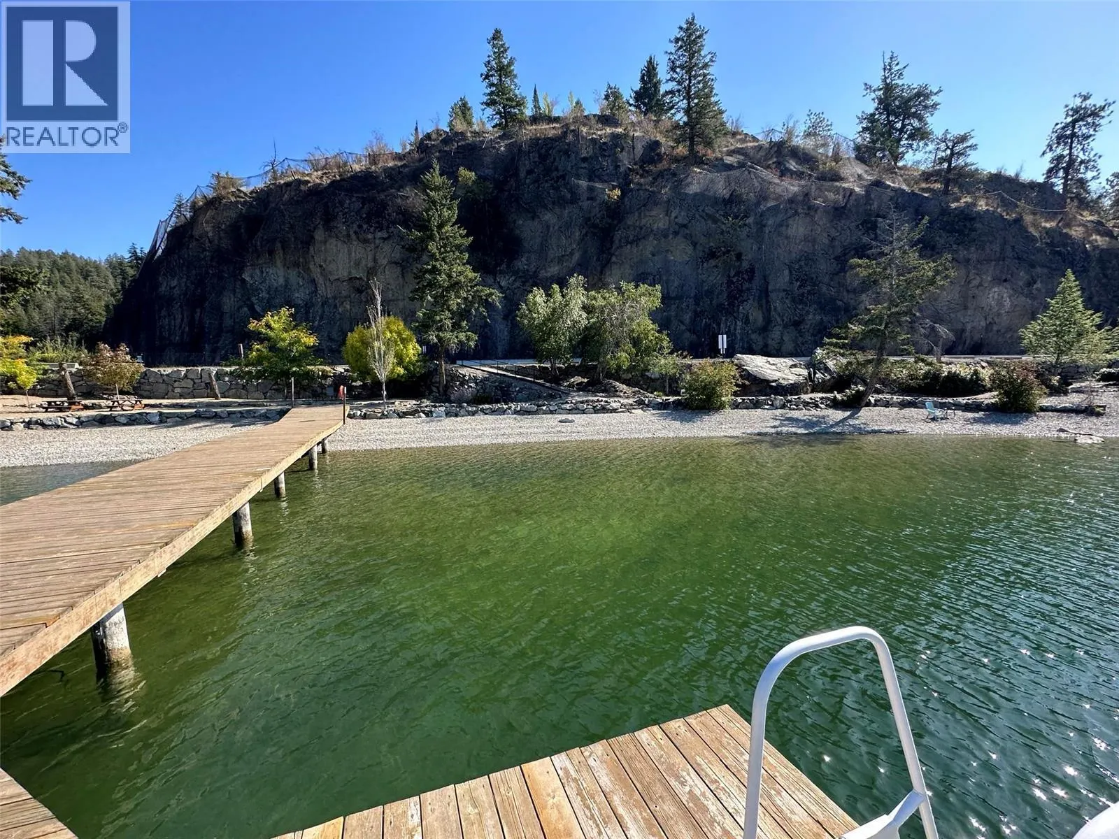 83 Peregrine Way Unit# 27