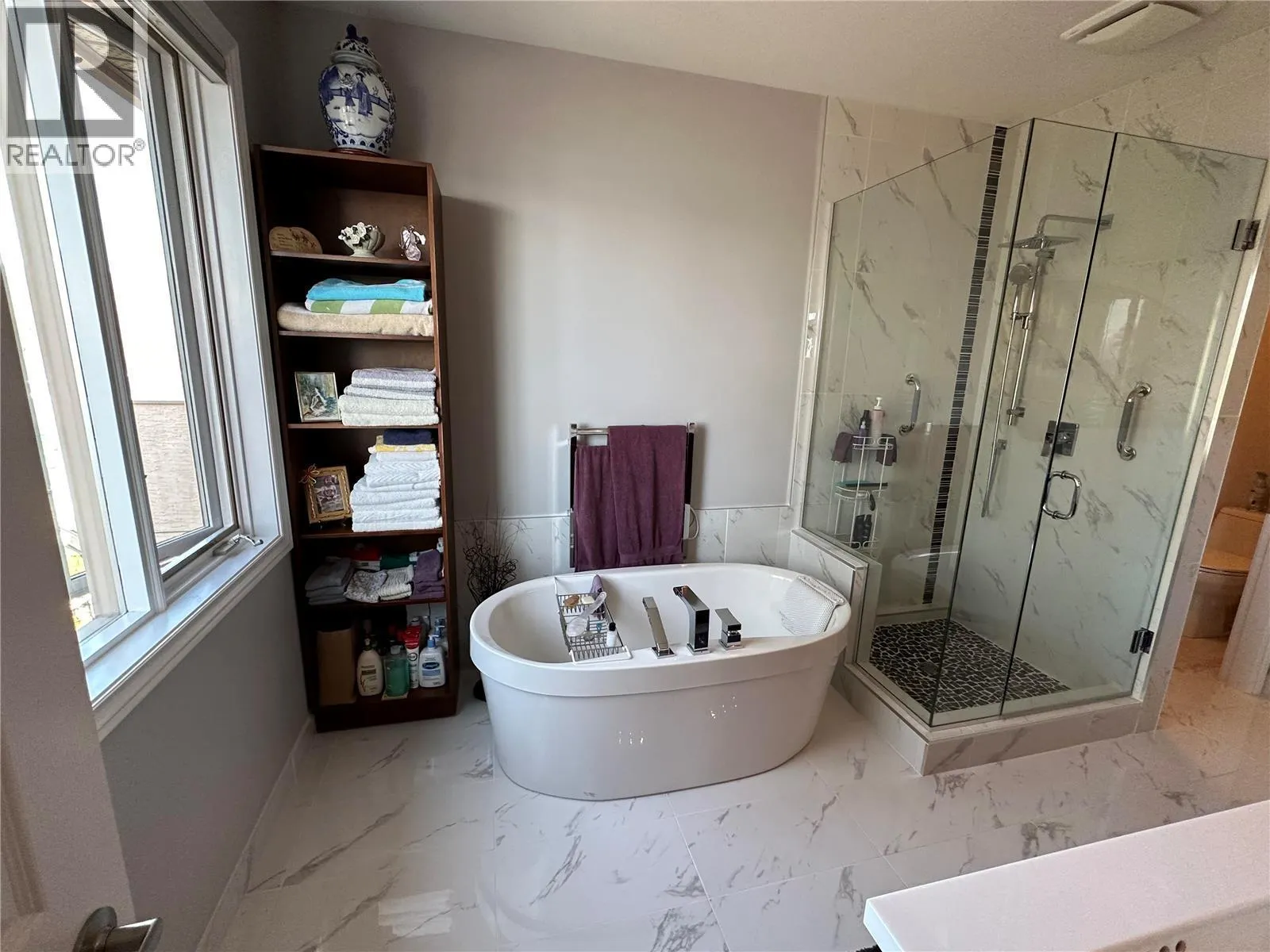 83 Peregrine Way Unit# 27
