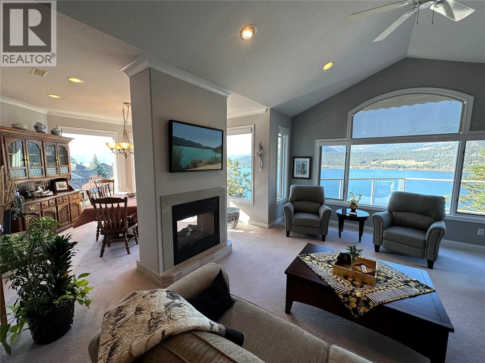 83 Peregrine Way Unit# 27