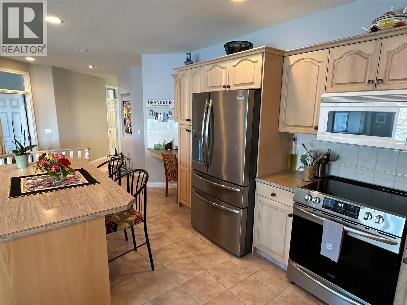 83 Peregrine Way Unit# 27