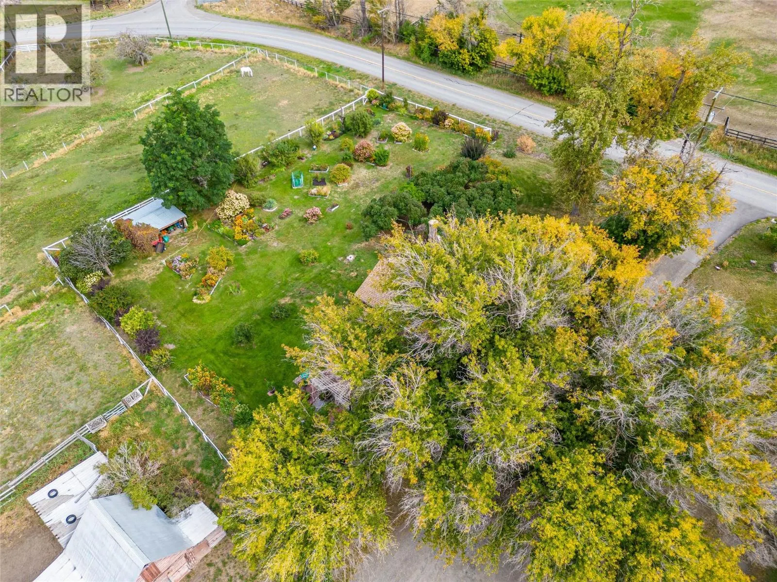 6725 Barnhartvale Road