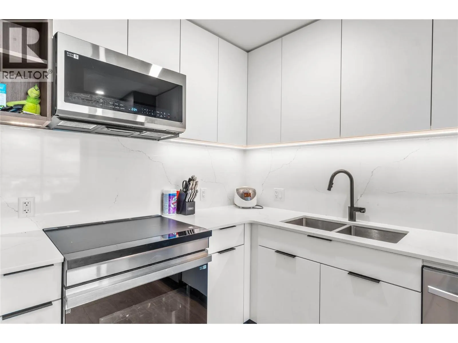 460 Nicola Street Unit# 1201