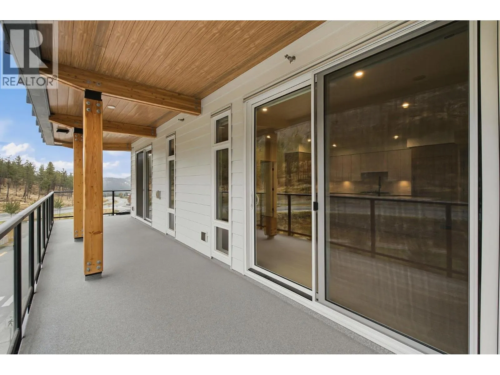 9652 Benchland Drive Unit# 404