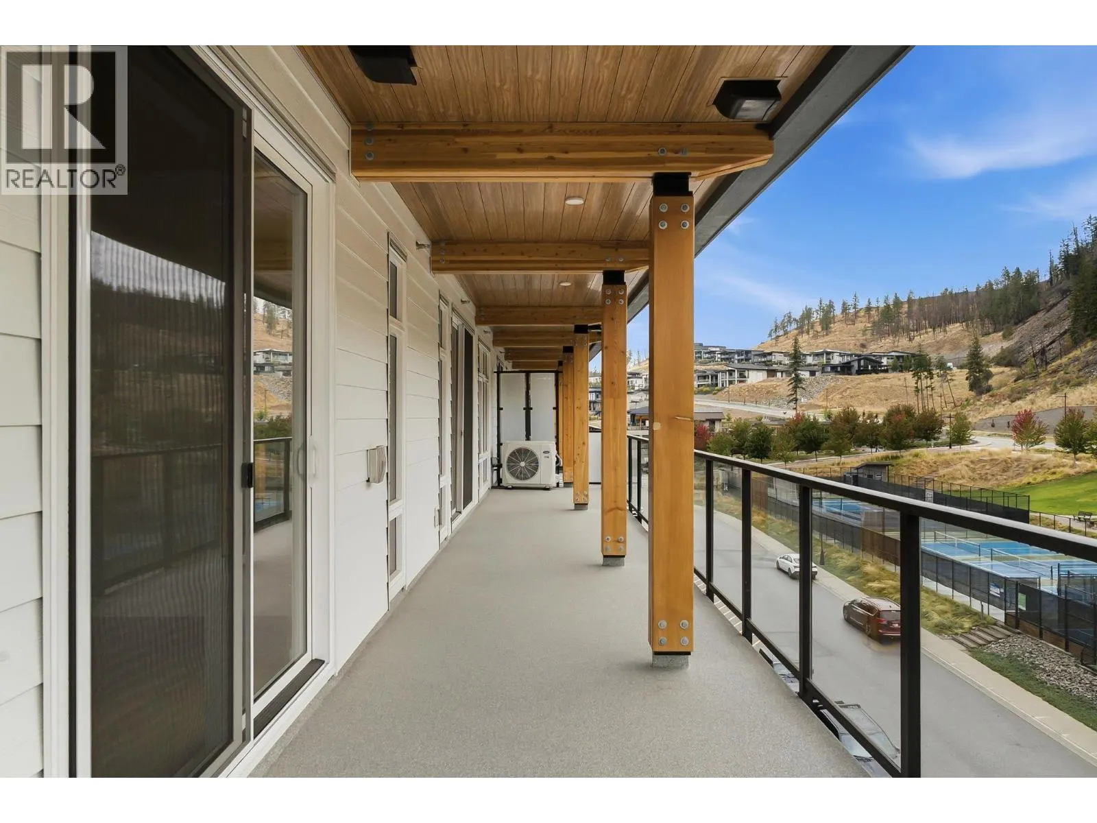 9652 Benchland Drive Unit# 404