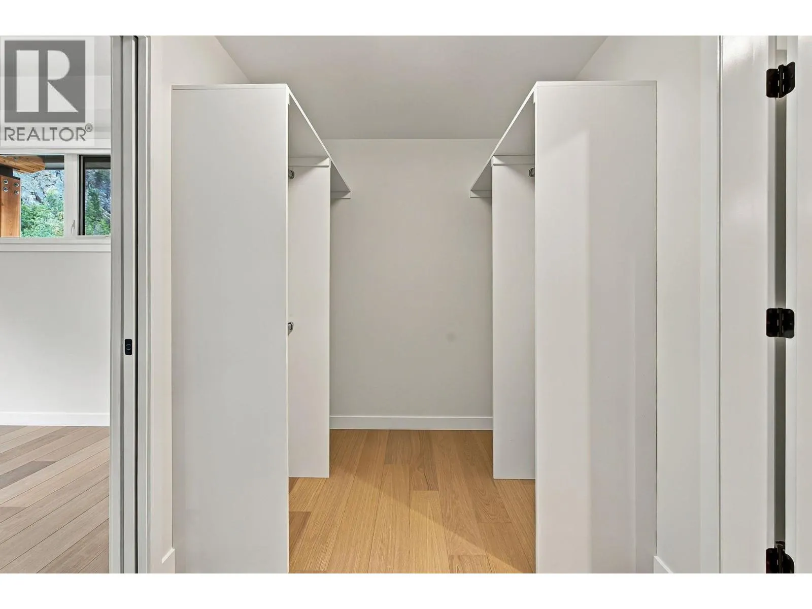 9652 Benchland Drive Unit# 404