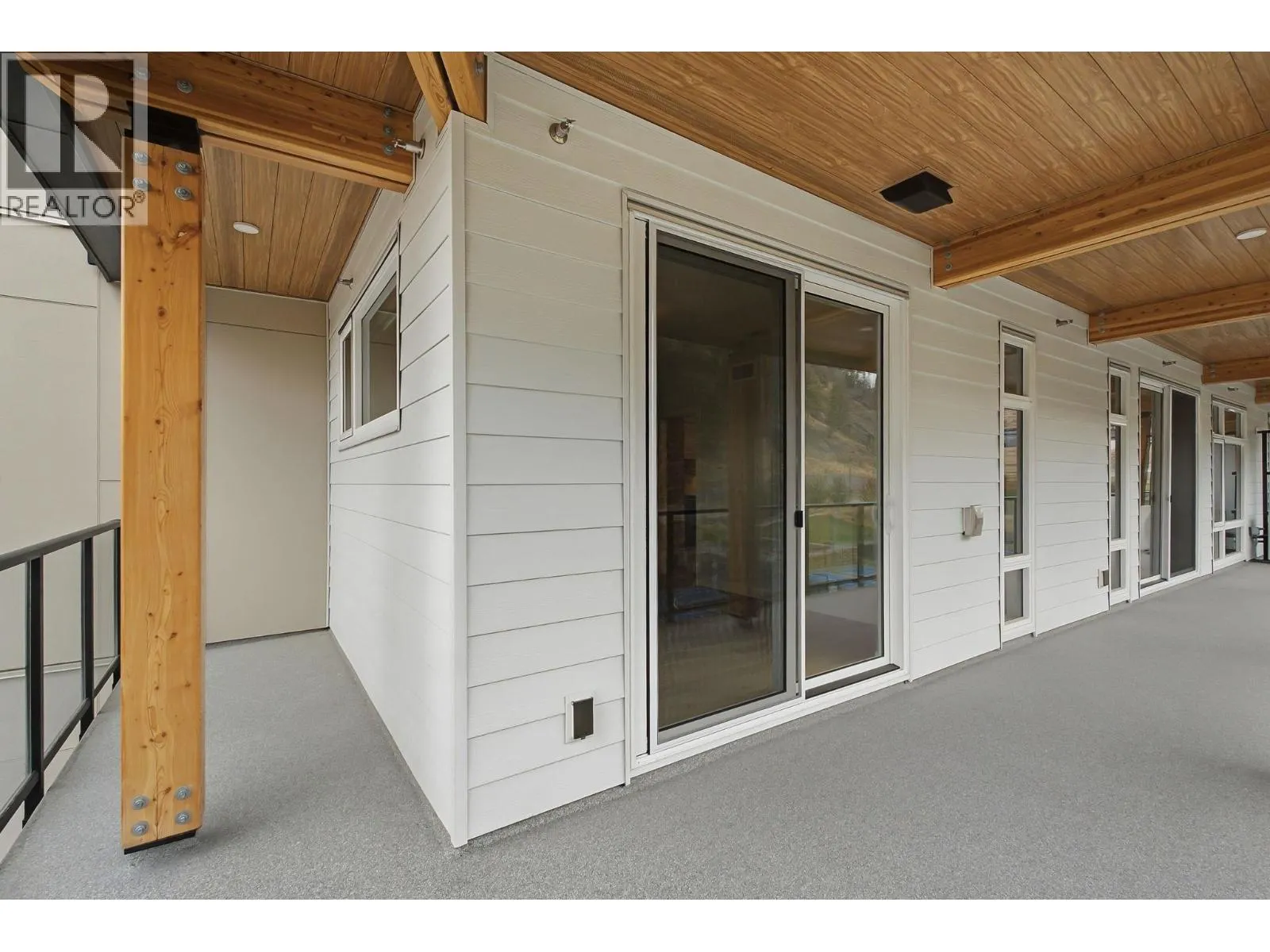 9652 Benchland Drive Unit# 404