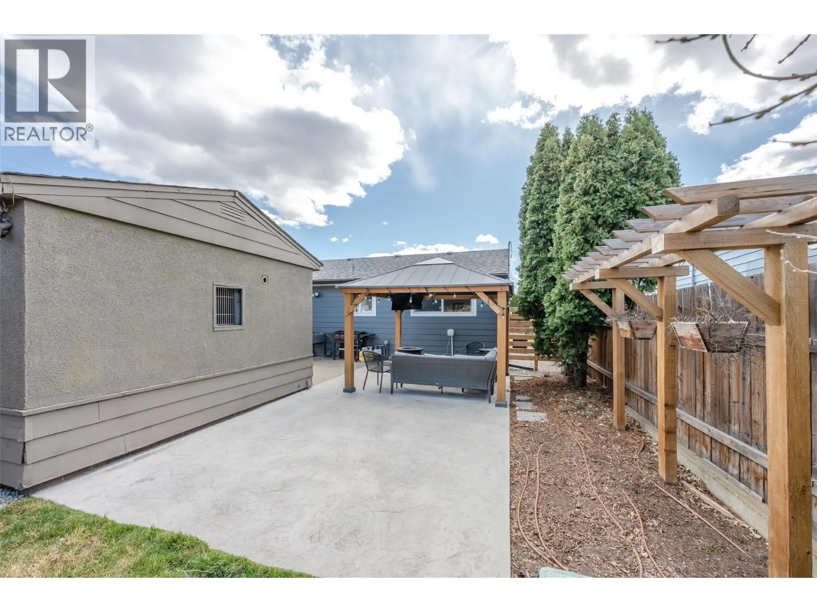 35 Granby Avenue