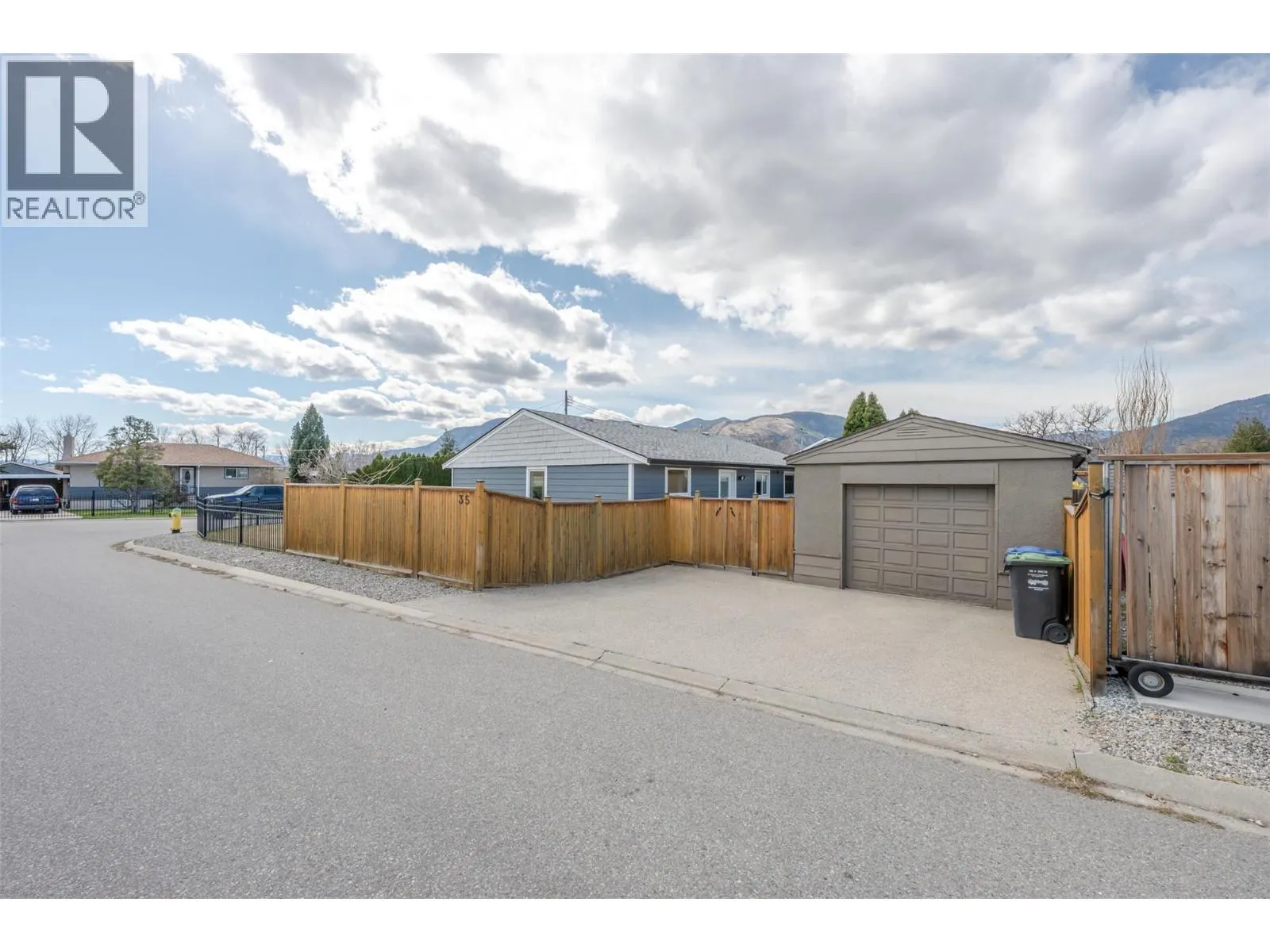 35 Granby Avenue