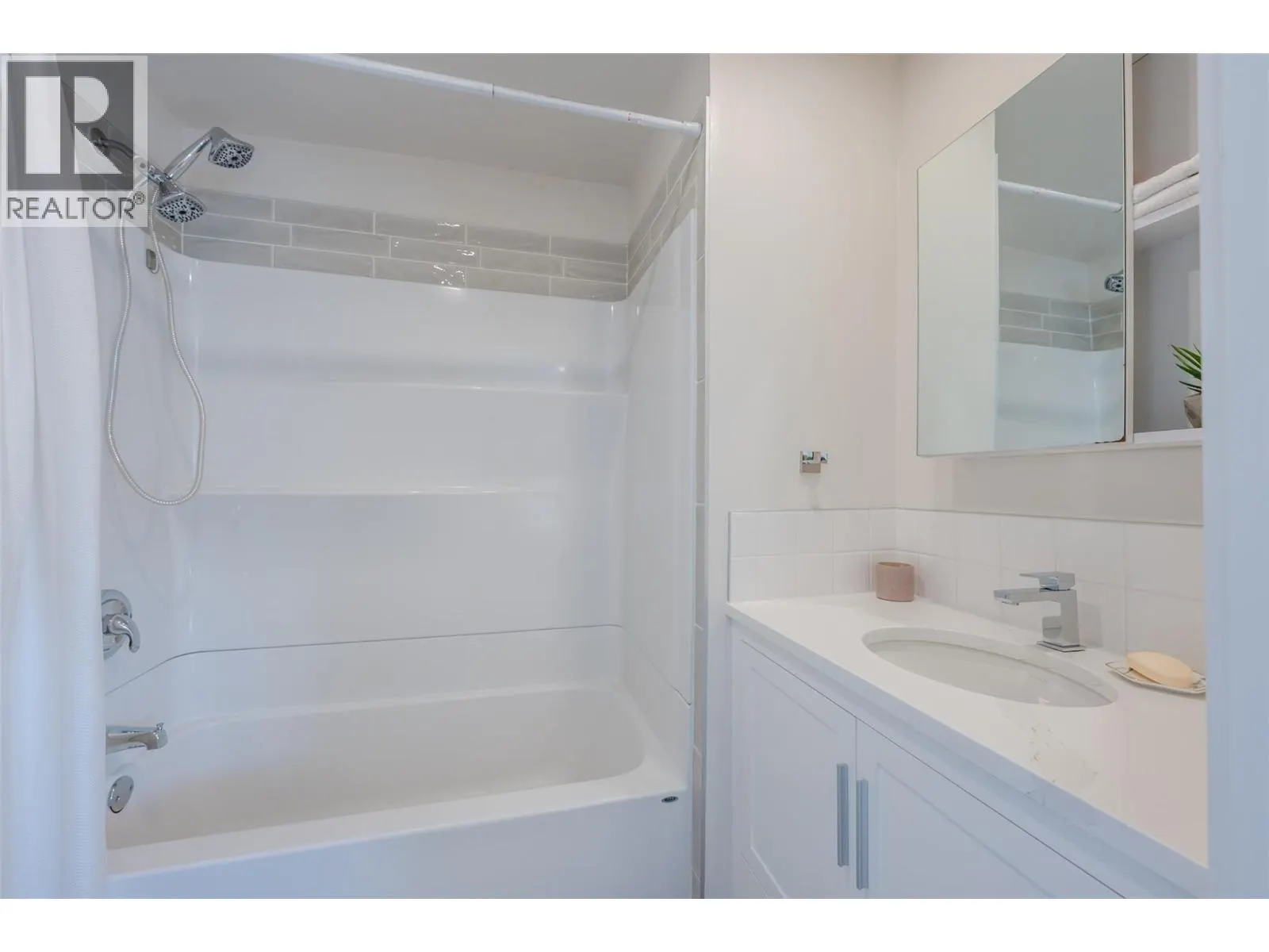35 Granby Avenue