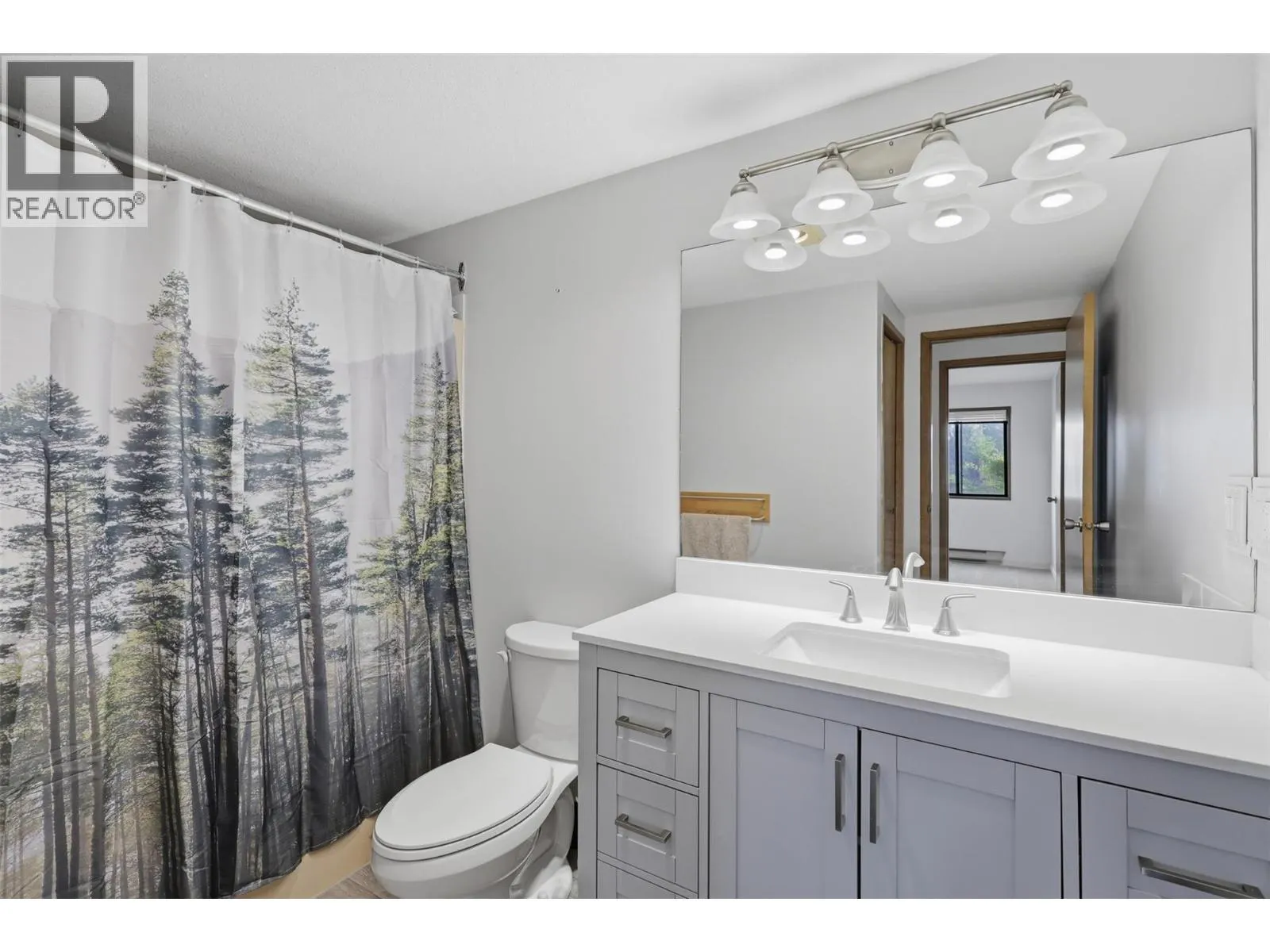 44 WHITESHIELD Crescent S Unit# 102