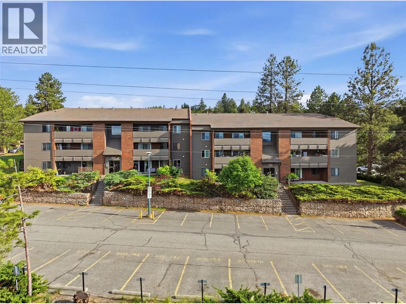 44 WHITESHIELD Crescent S Unit# 102