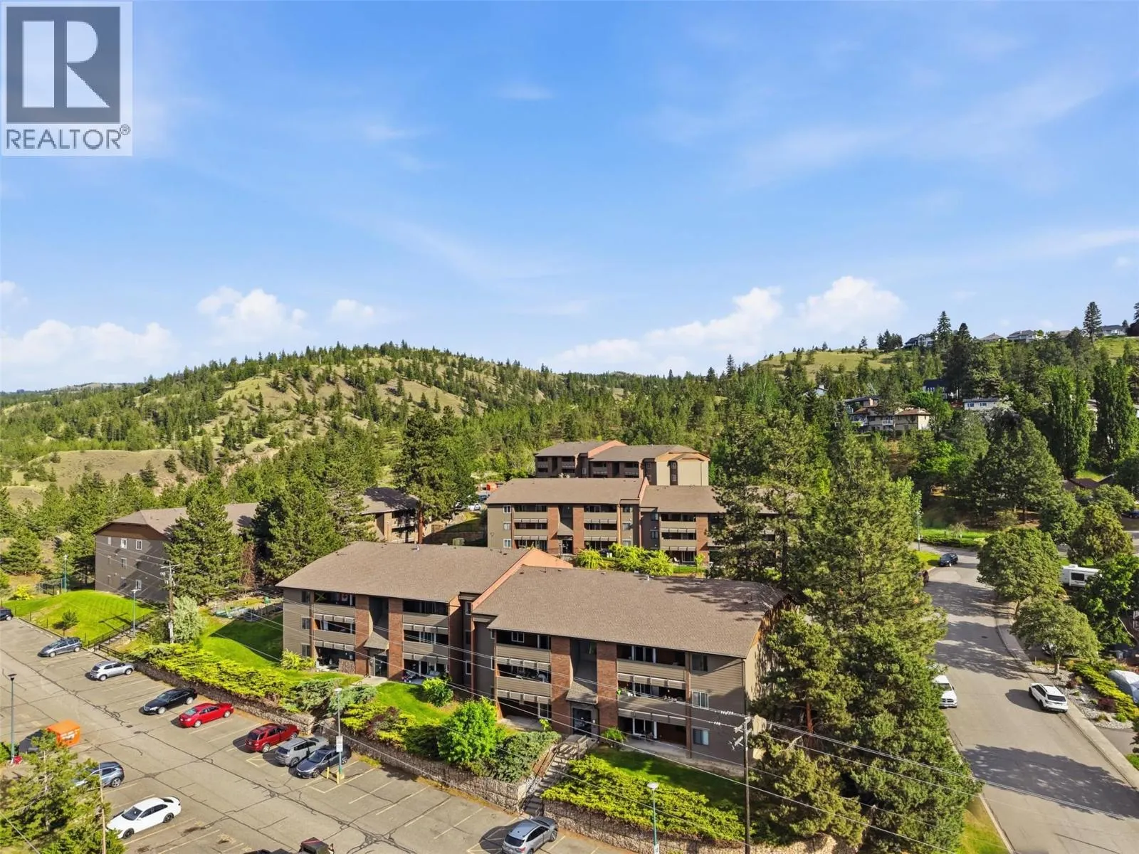 44 WHITESHIELD Crescent S Unit# 102