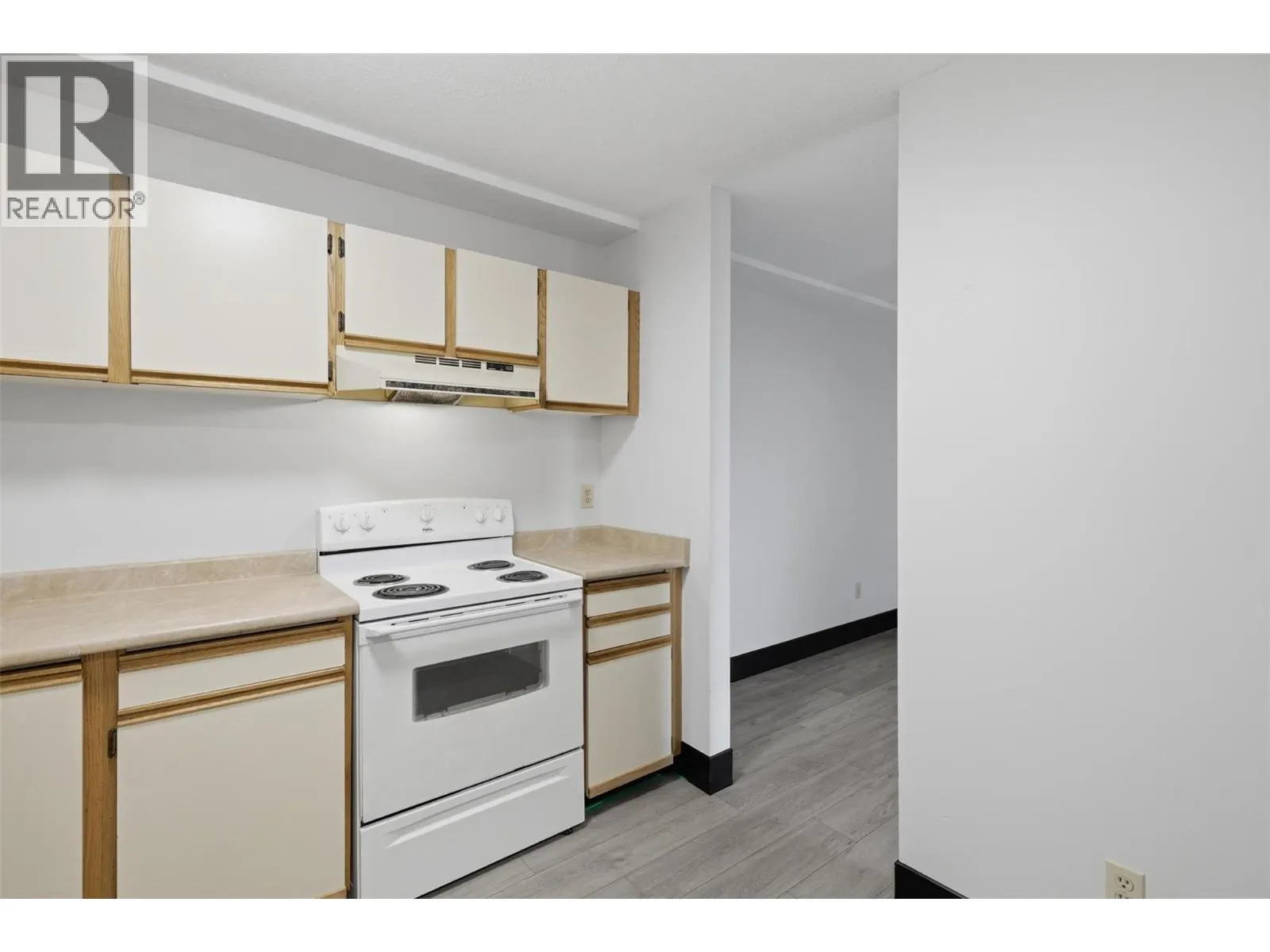 44 WHITESHIELD Crescent S Unit# 102