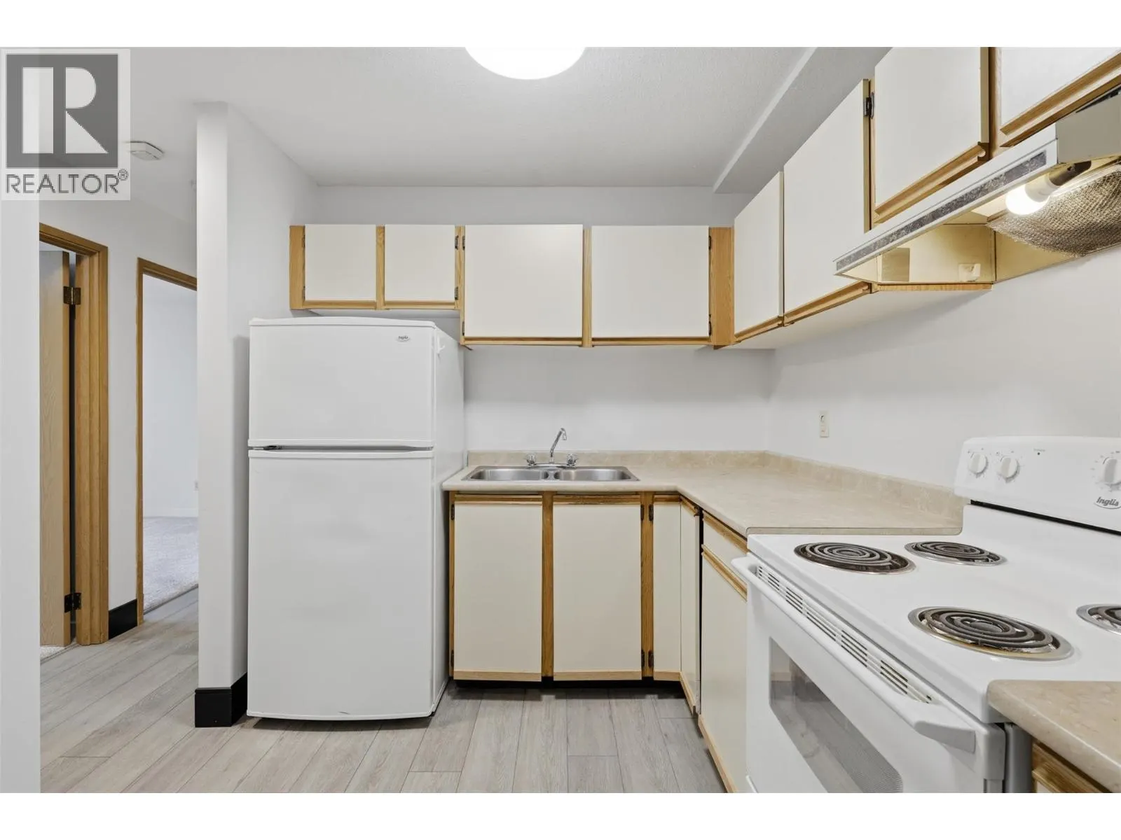44 WHITESHIELD Crescent S Unit# 102