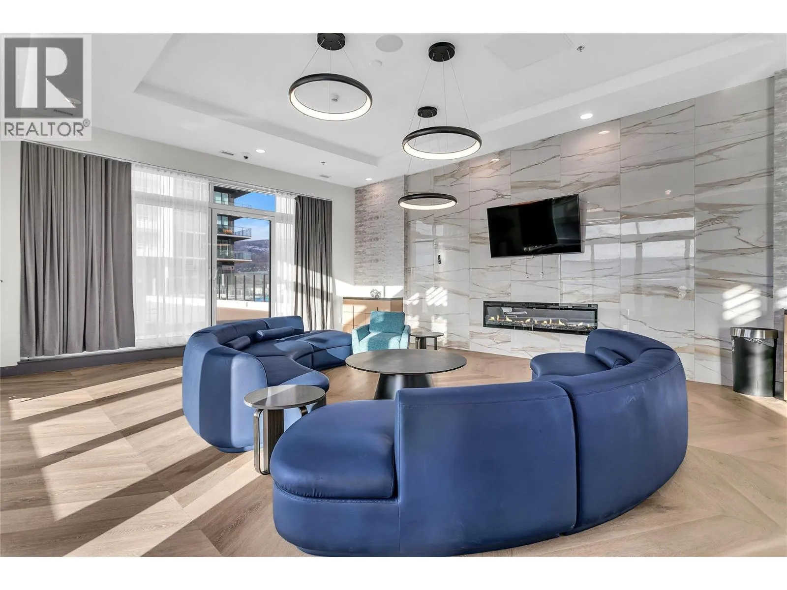 238 Leon Avenue Unit# 808