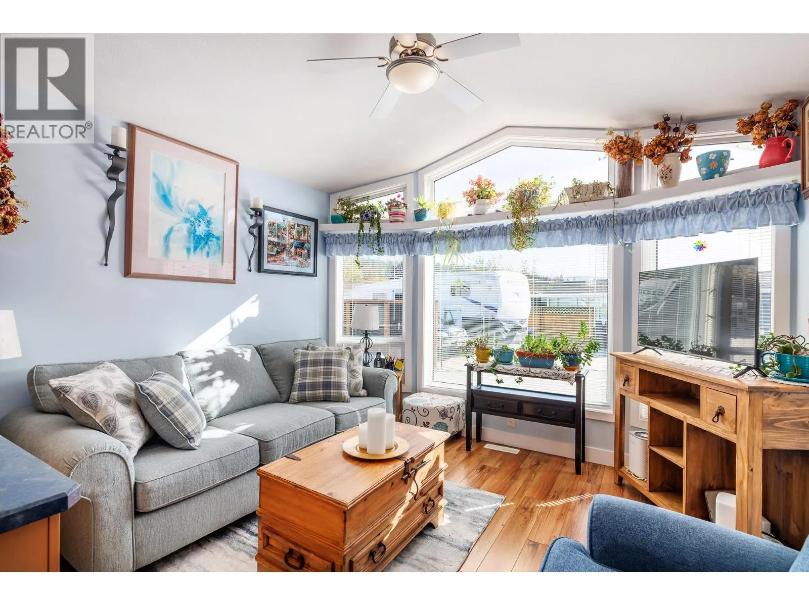 415 Commonwealth Road Unit# 313