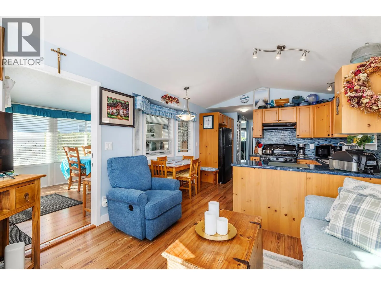 415 Commonwealth Road Unit# 313