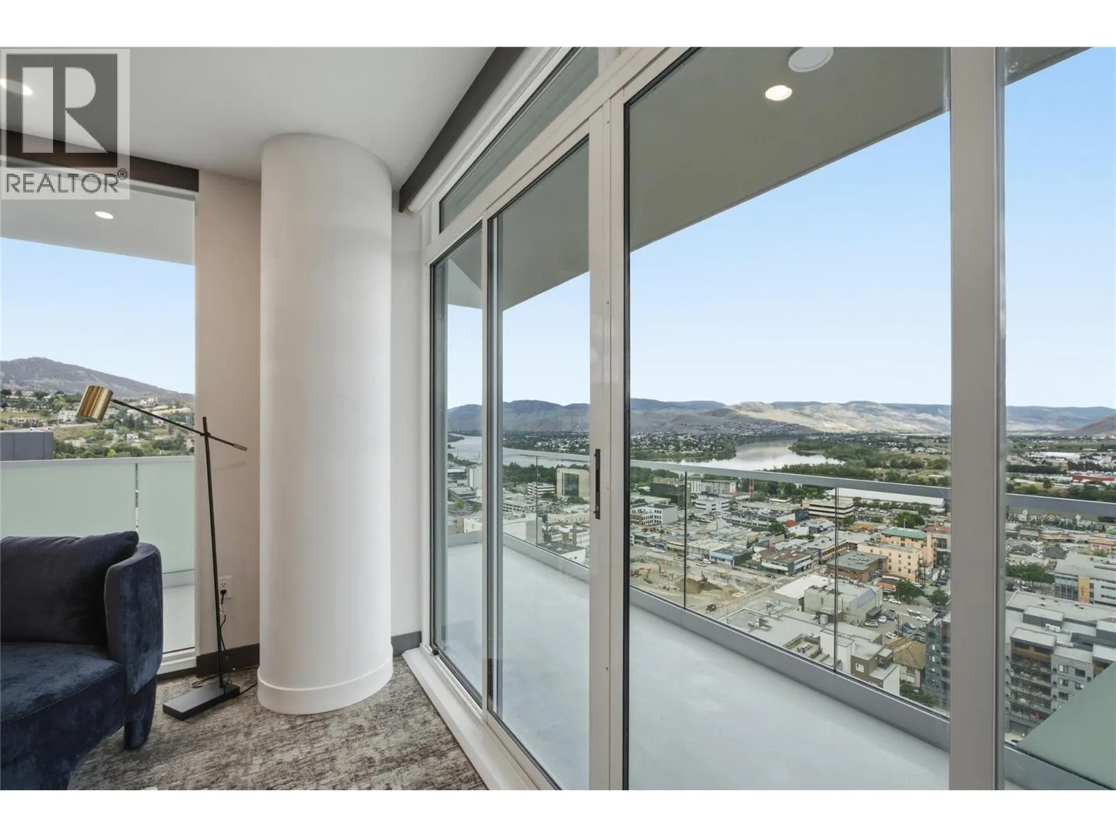 460 Nicola Street Unit# 805