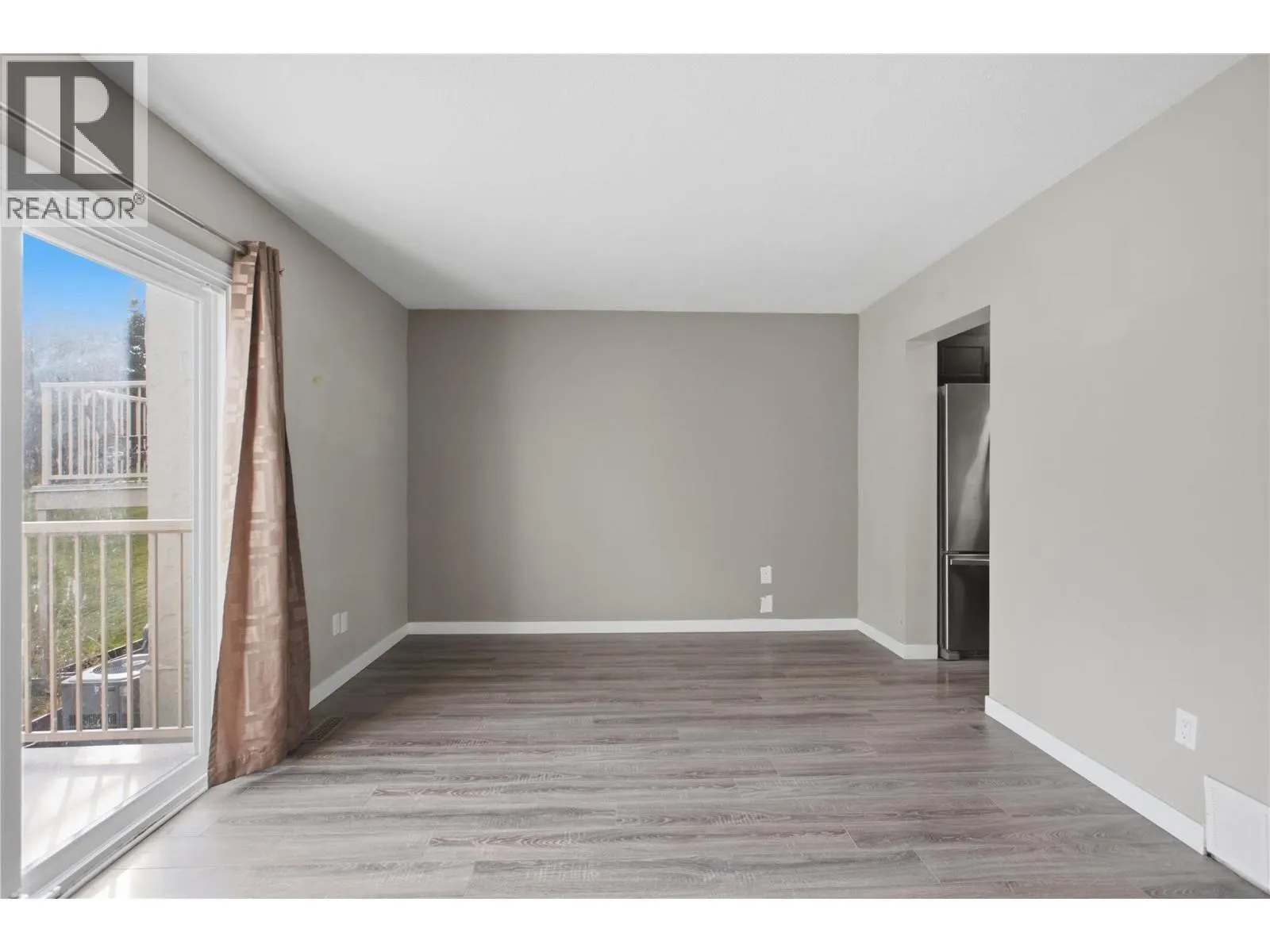 1469 Springhill Drive Unit# 22