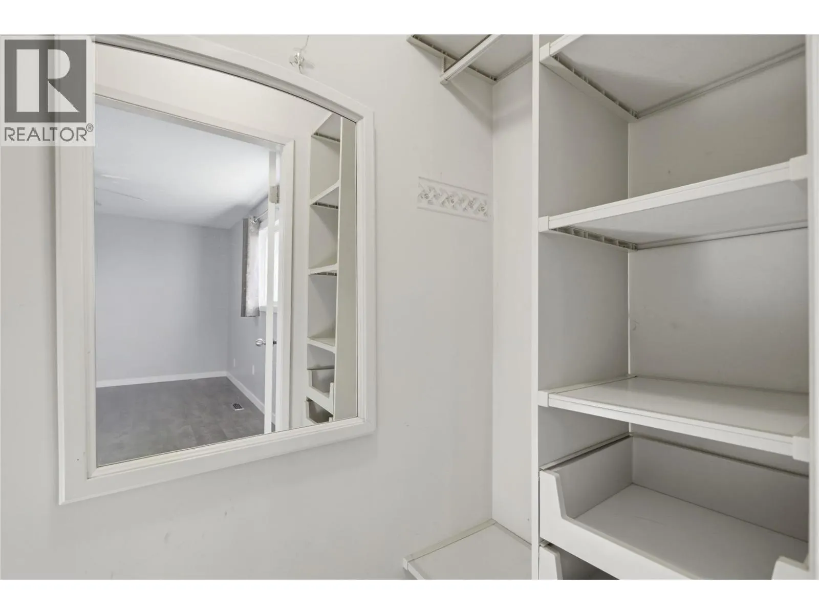 1469 Springhill Drive Unit# 22