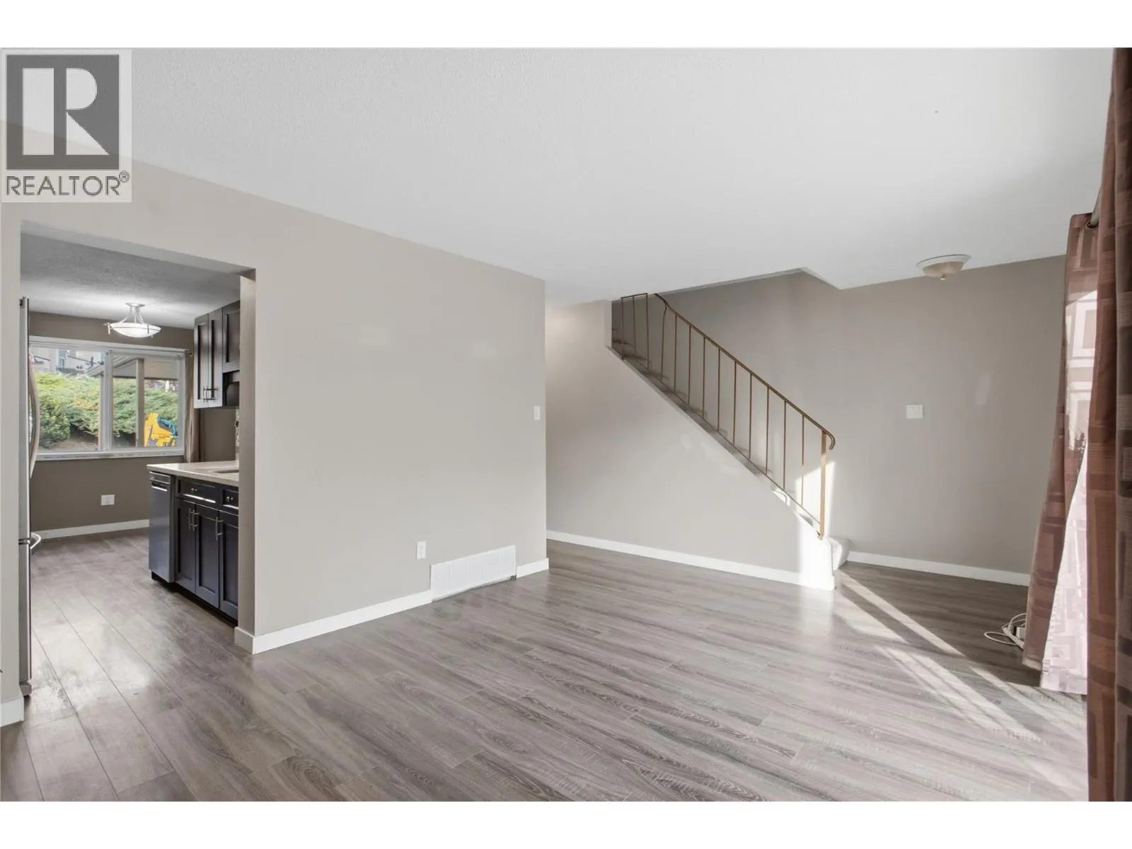 1469 Springhill Drive Unit# 22