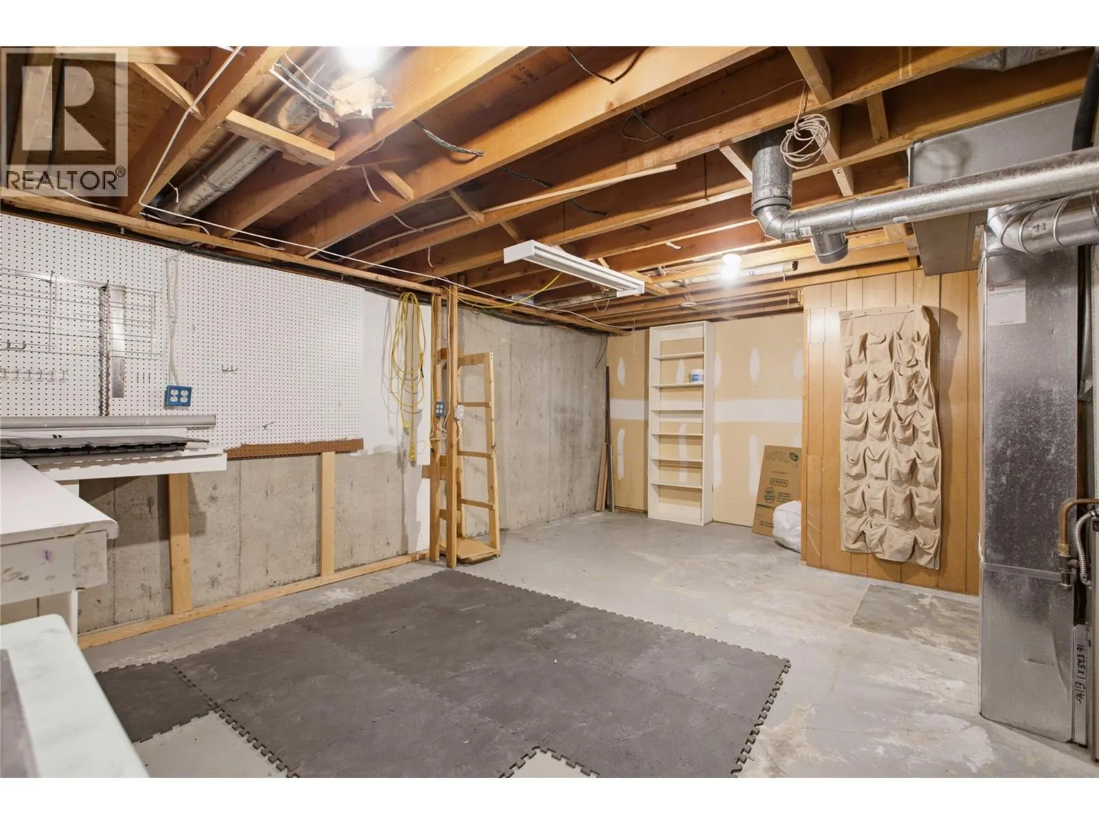 1469 Springhill Drive Unit# 22