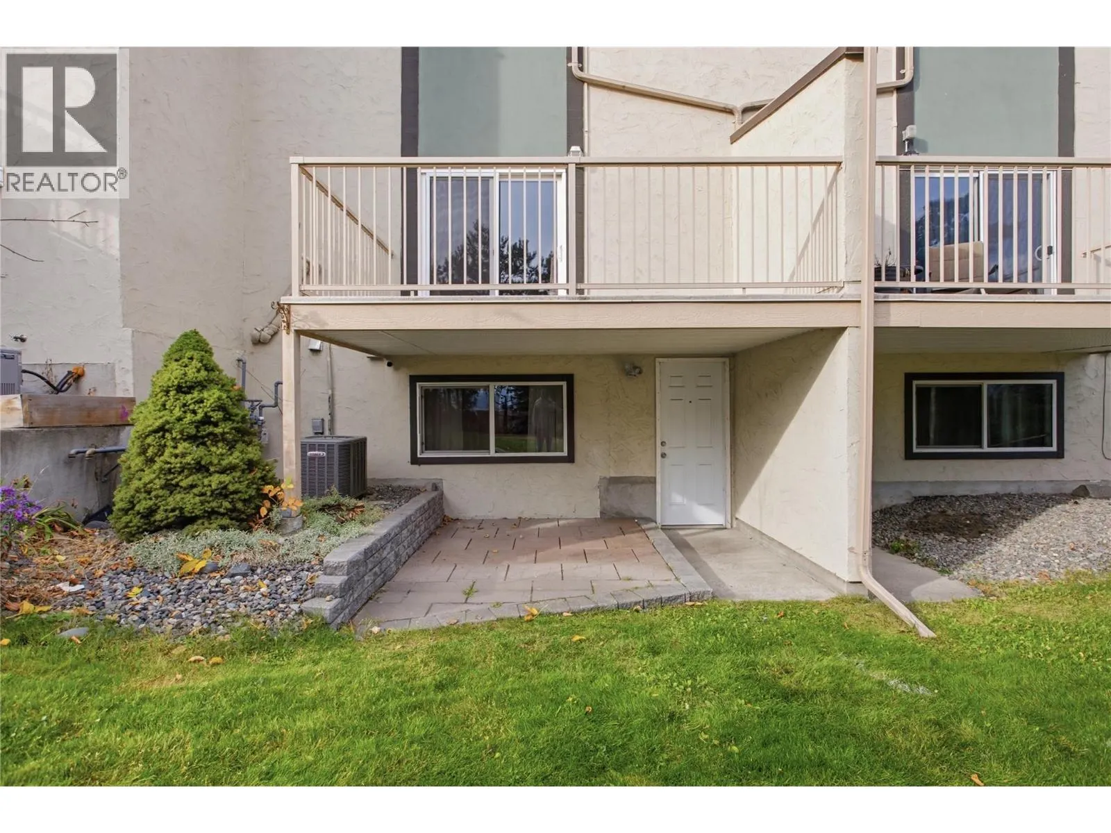 1469 Springhill Drive Unit# 22