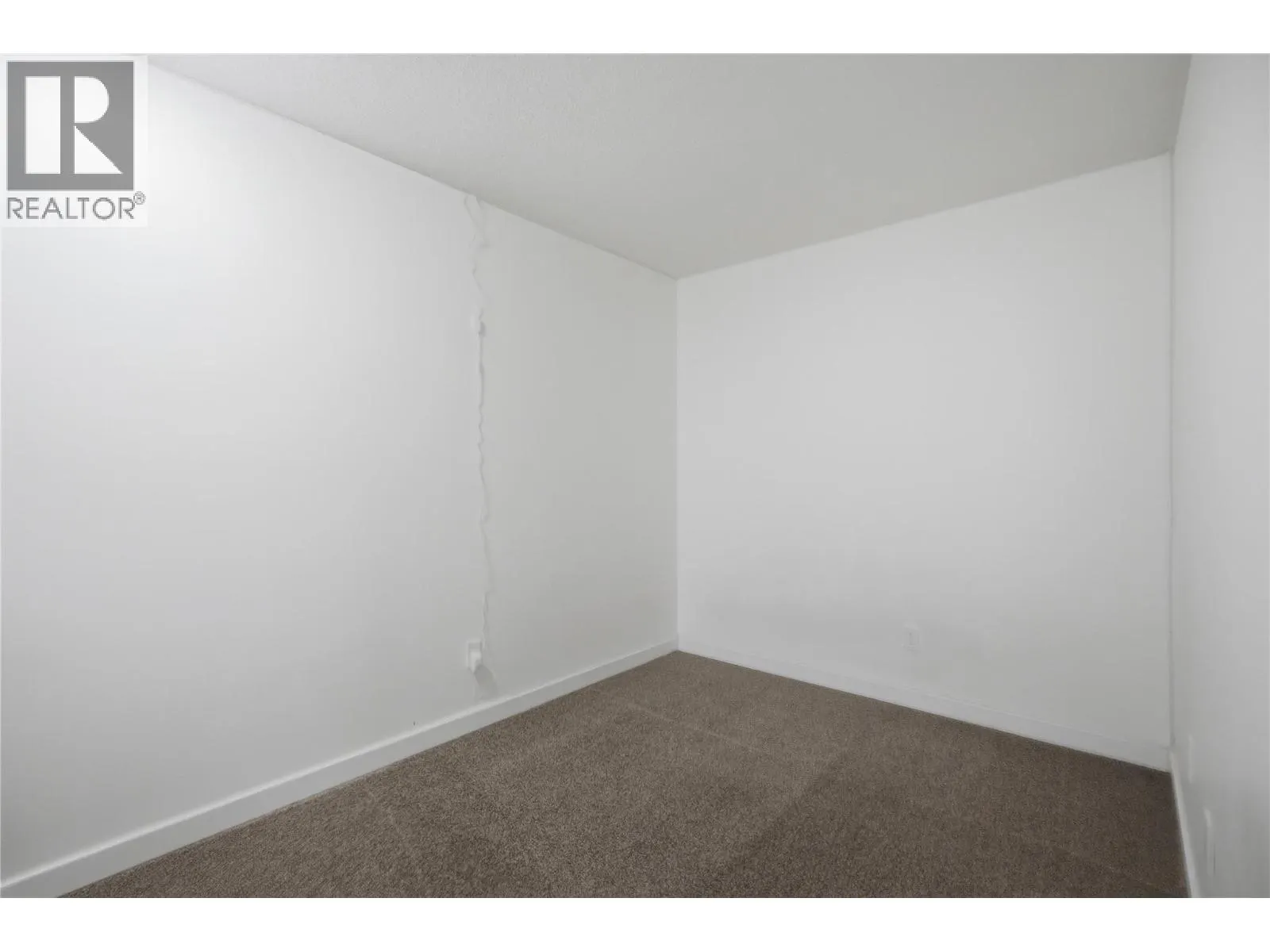 1435 Summit Drive Unit# 53
