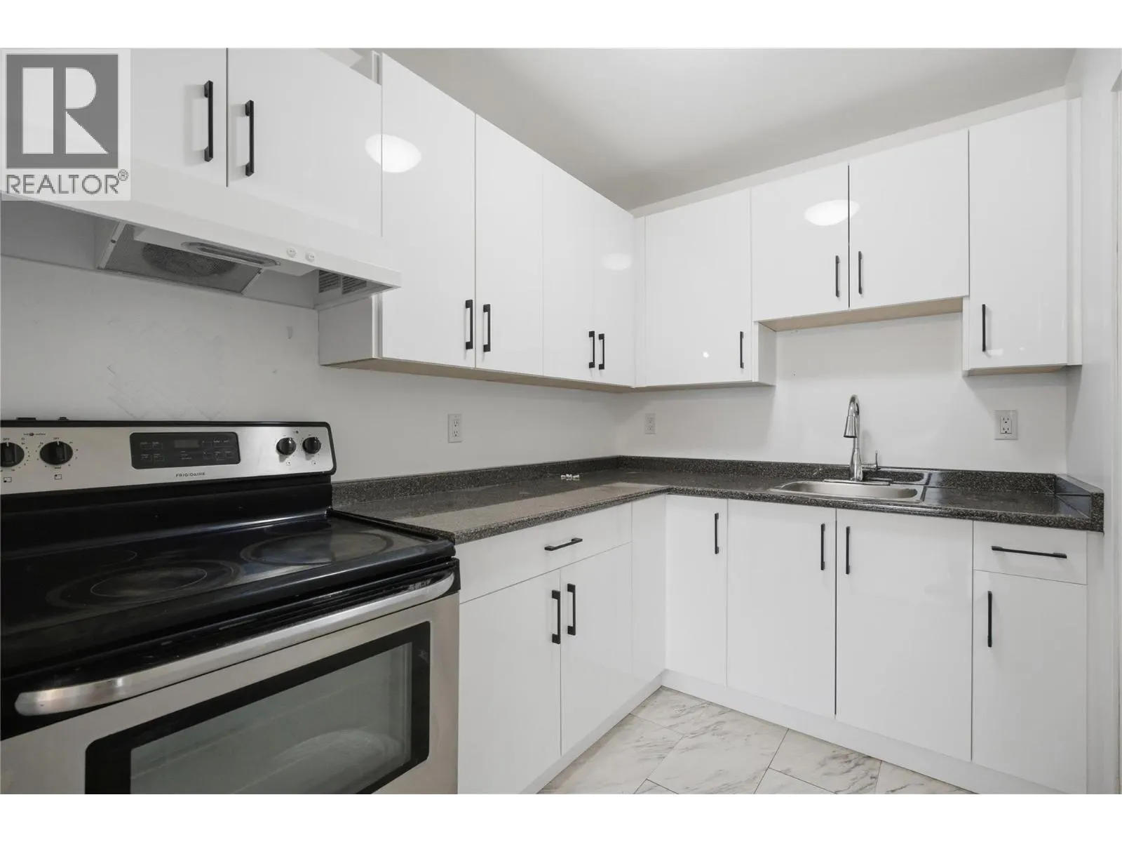 1435 Summit Drive Unit# 53