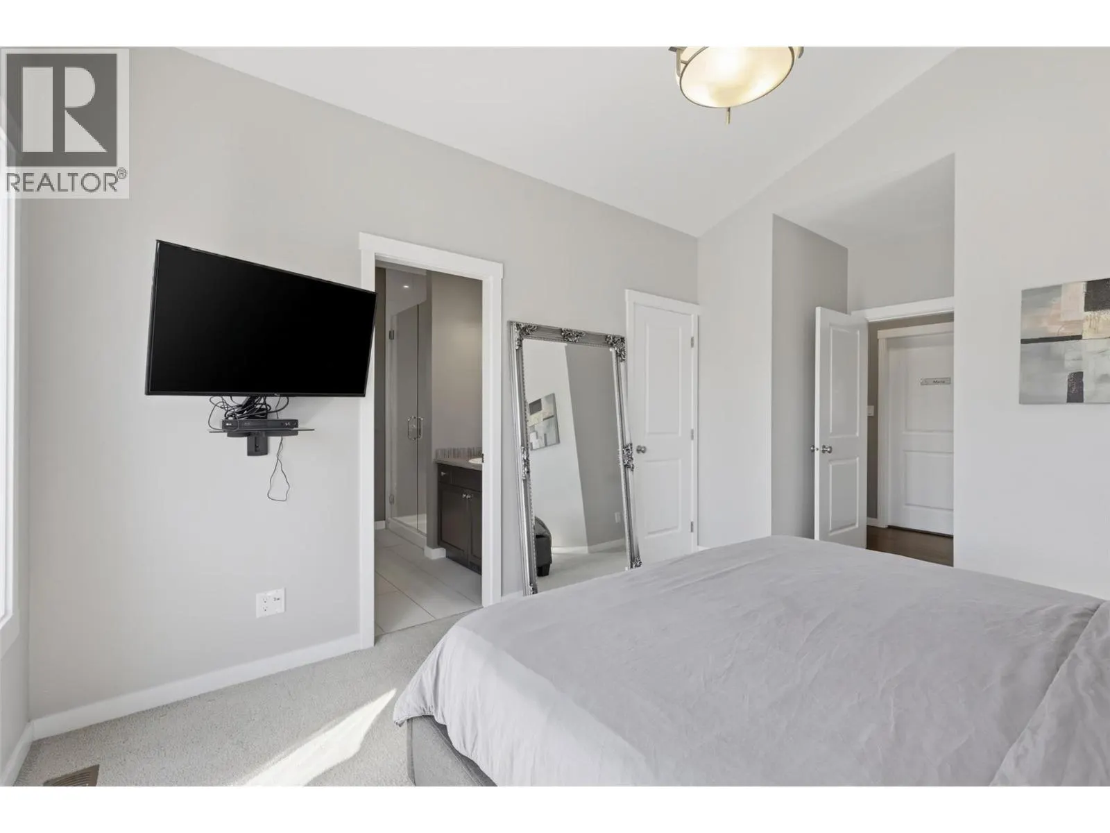 2109 Doubletree Crescent