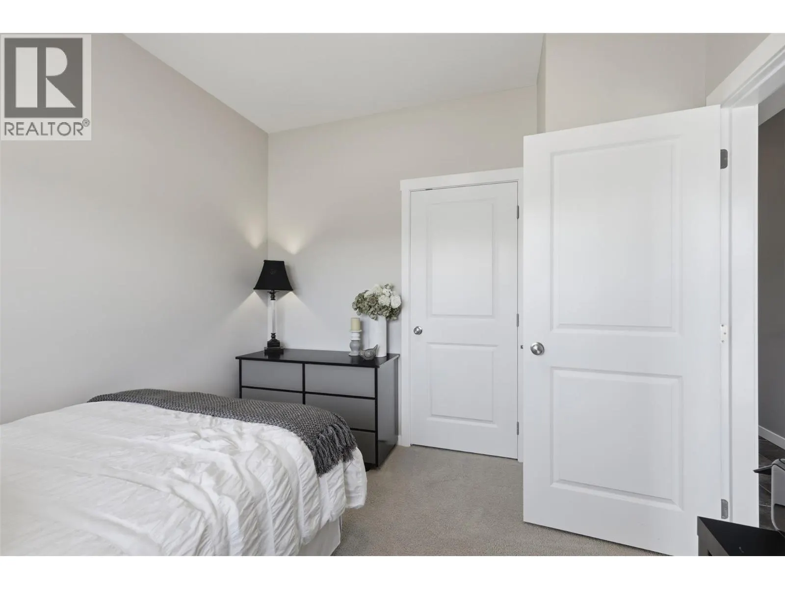2109 Doubletree Crescent