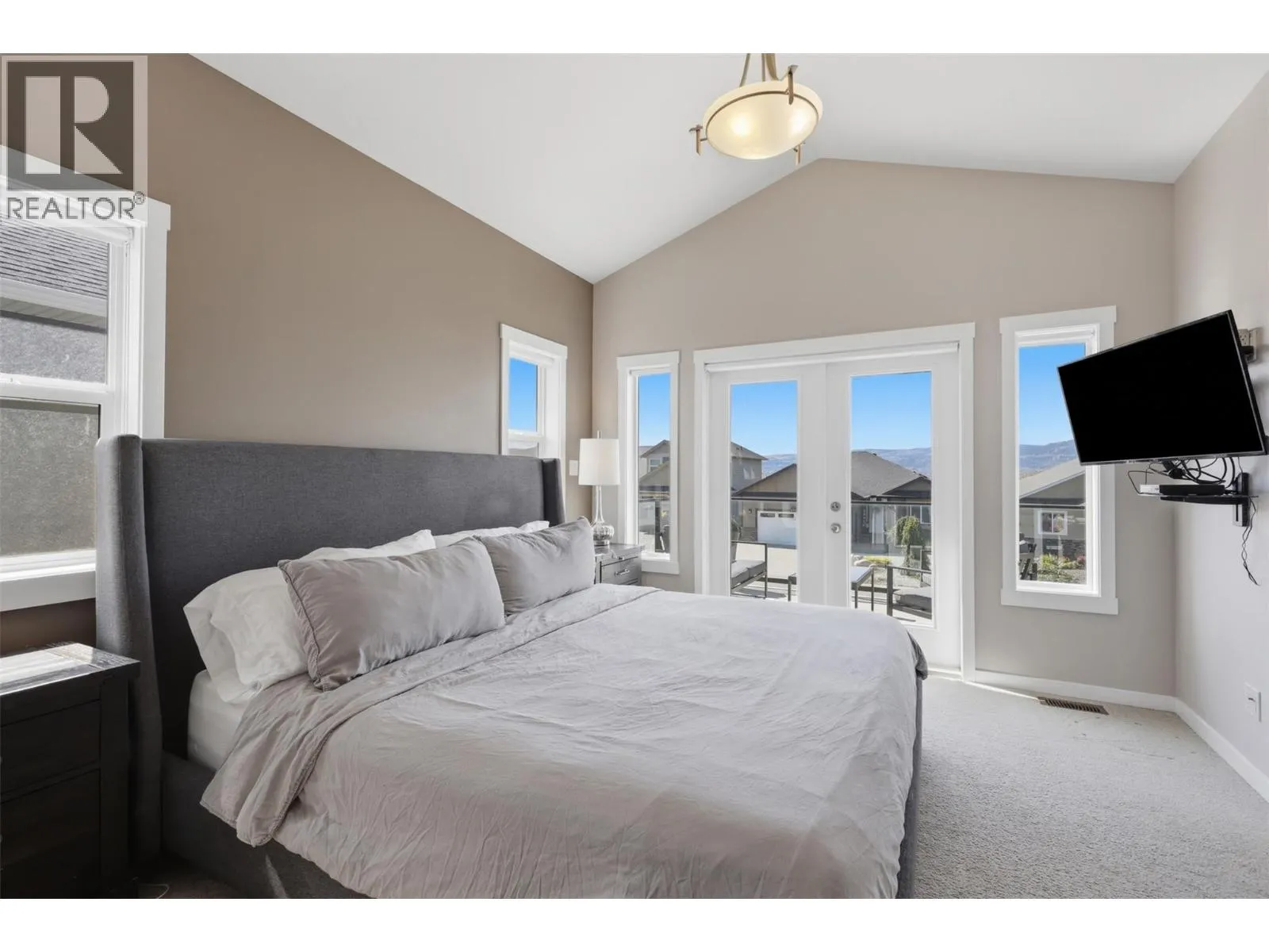 2109 Doubletree Crescent