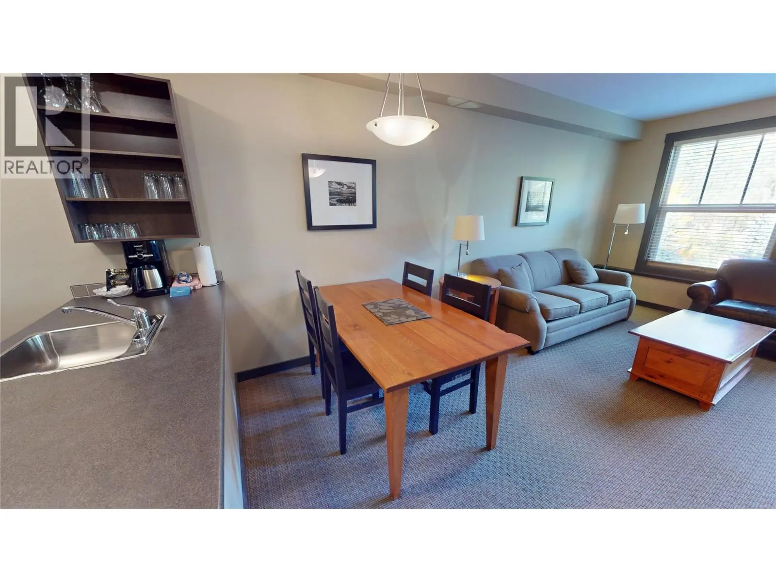 2064 Summit Drive Unit# 106