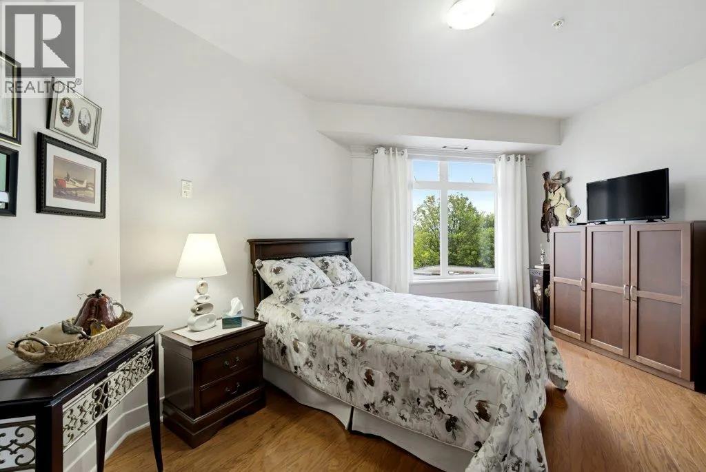 611 Shuswap Street SW Unit# 301