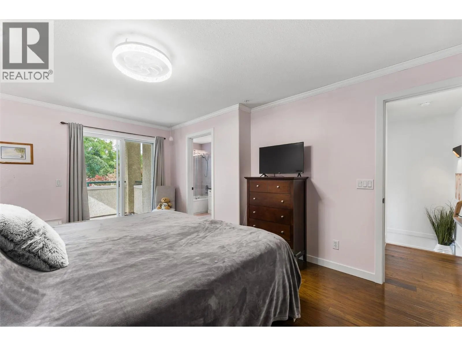 1950 Durnin Road Unit# 102