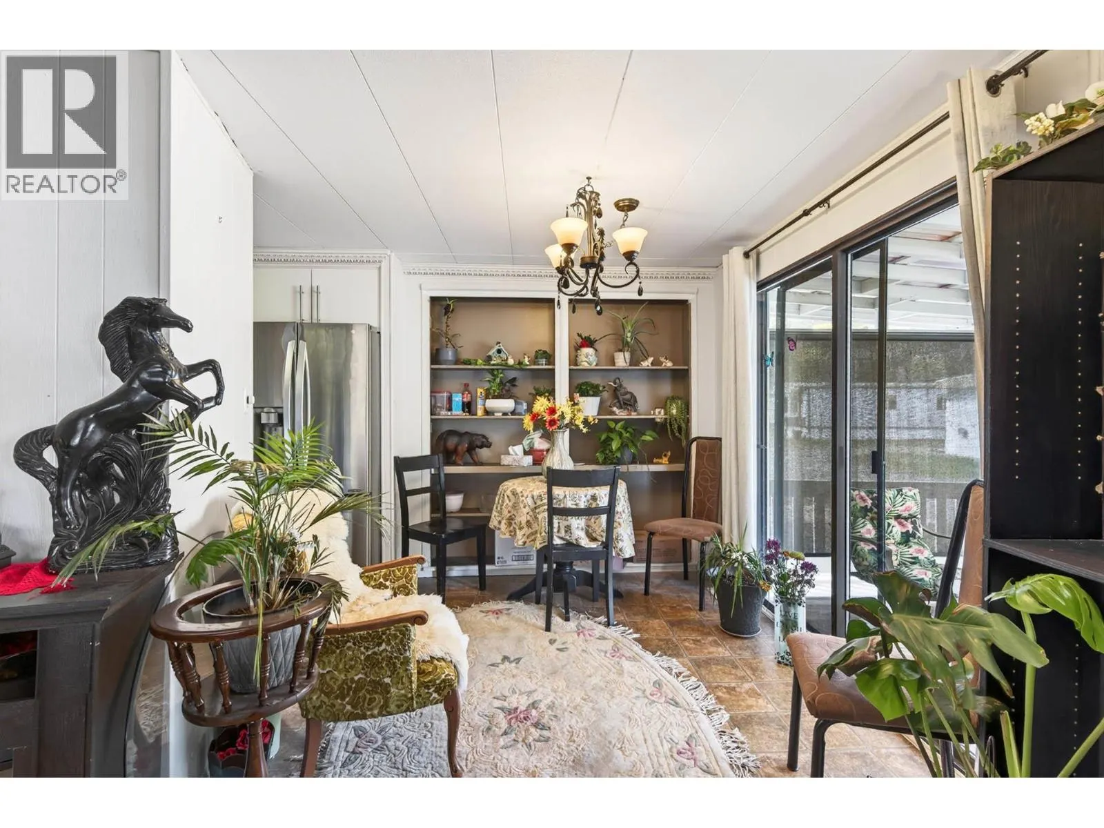 2400 OAKDALE Way Unit# 228