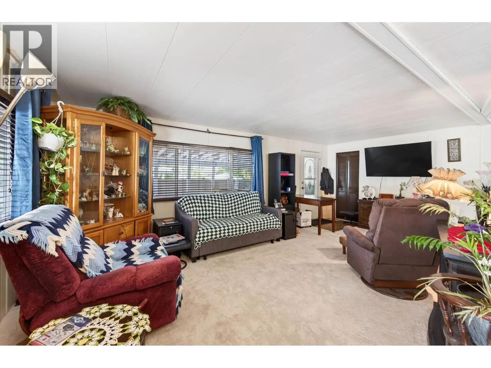 2400 OAKDALE Way Unit# 228
