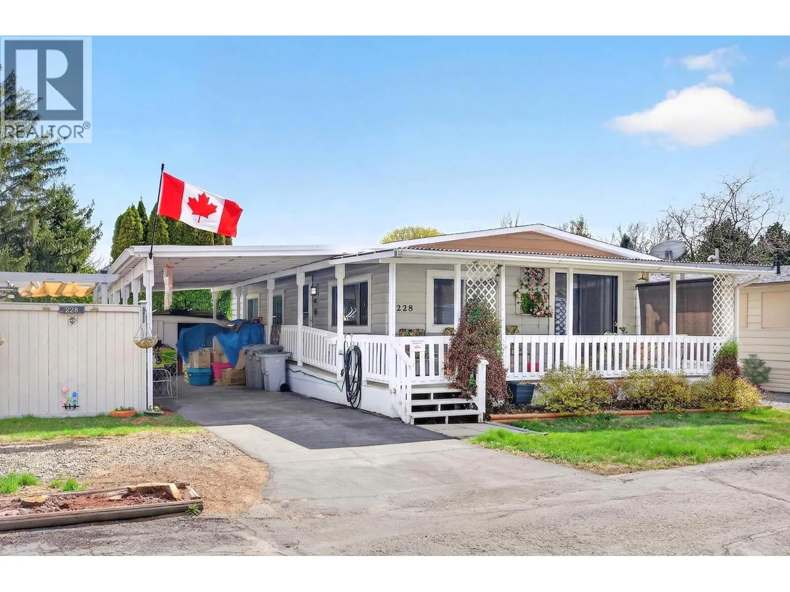 2400 OAKDALE Way Unit# 228