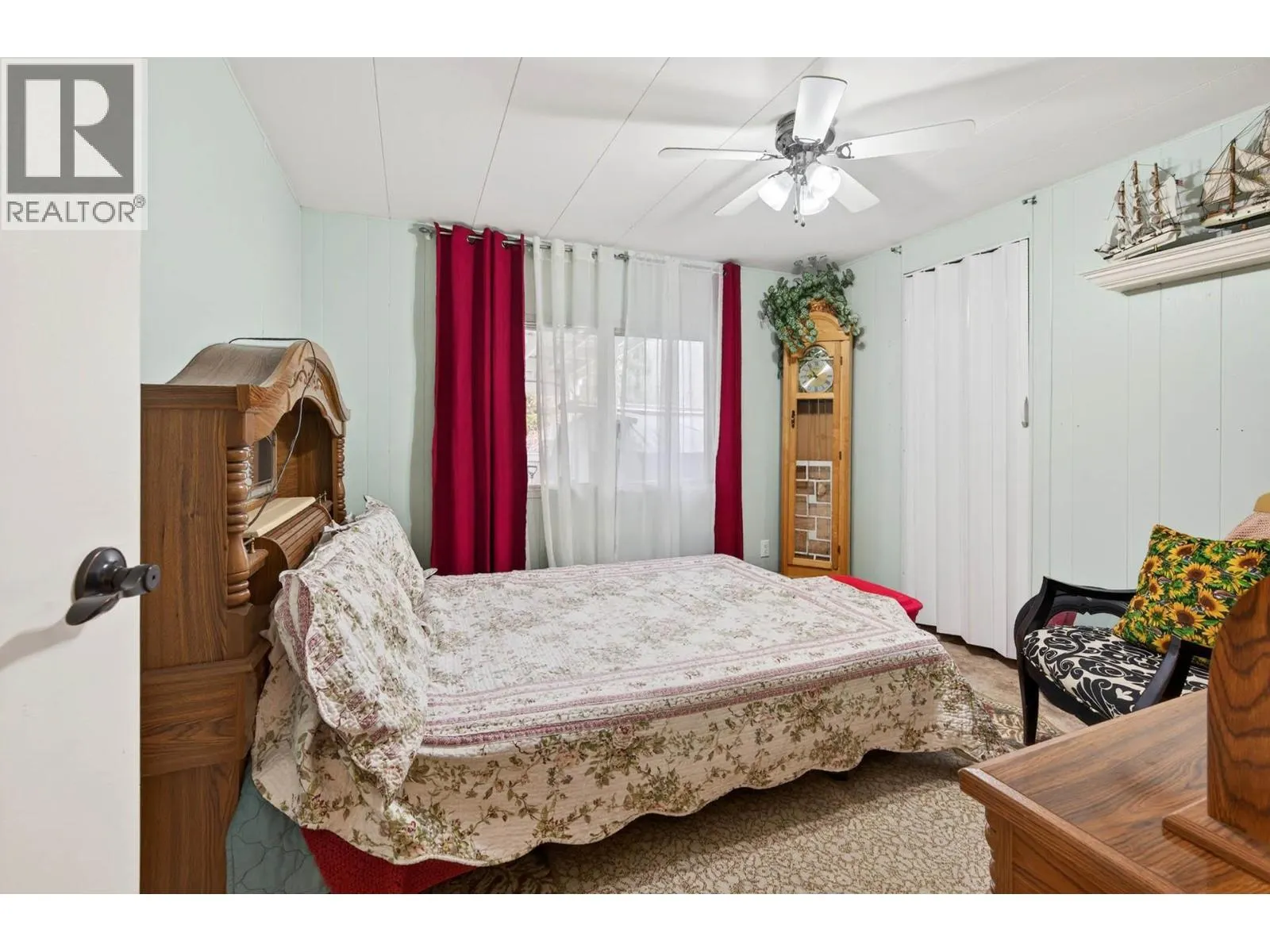 2400 OAKDALE Way Unit# 228