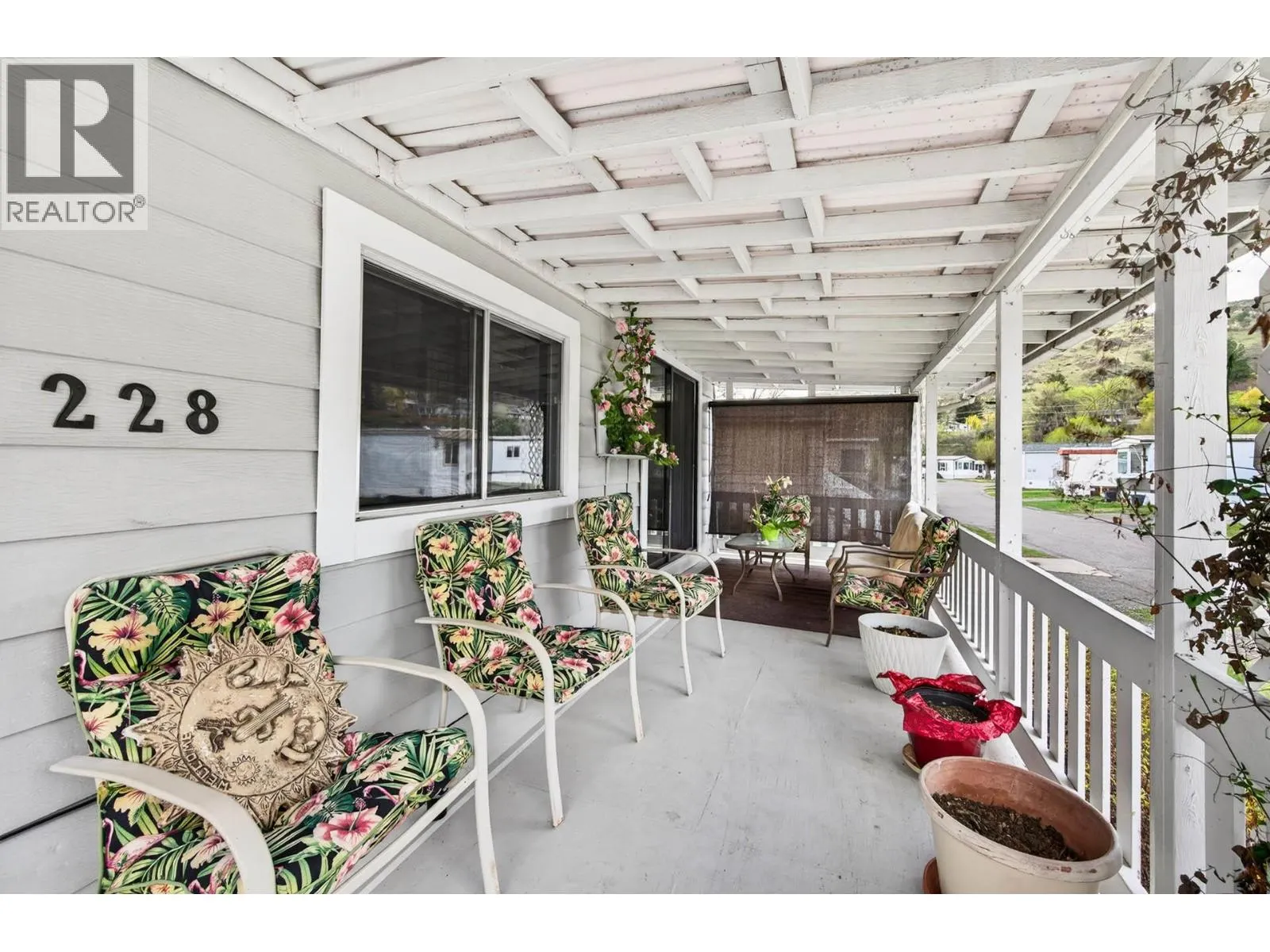 2400 OAKDALE Way Unit# 228
