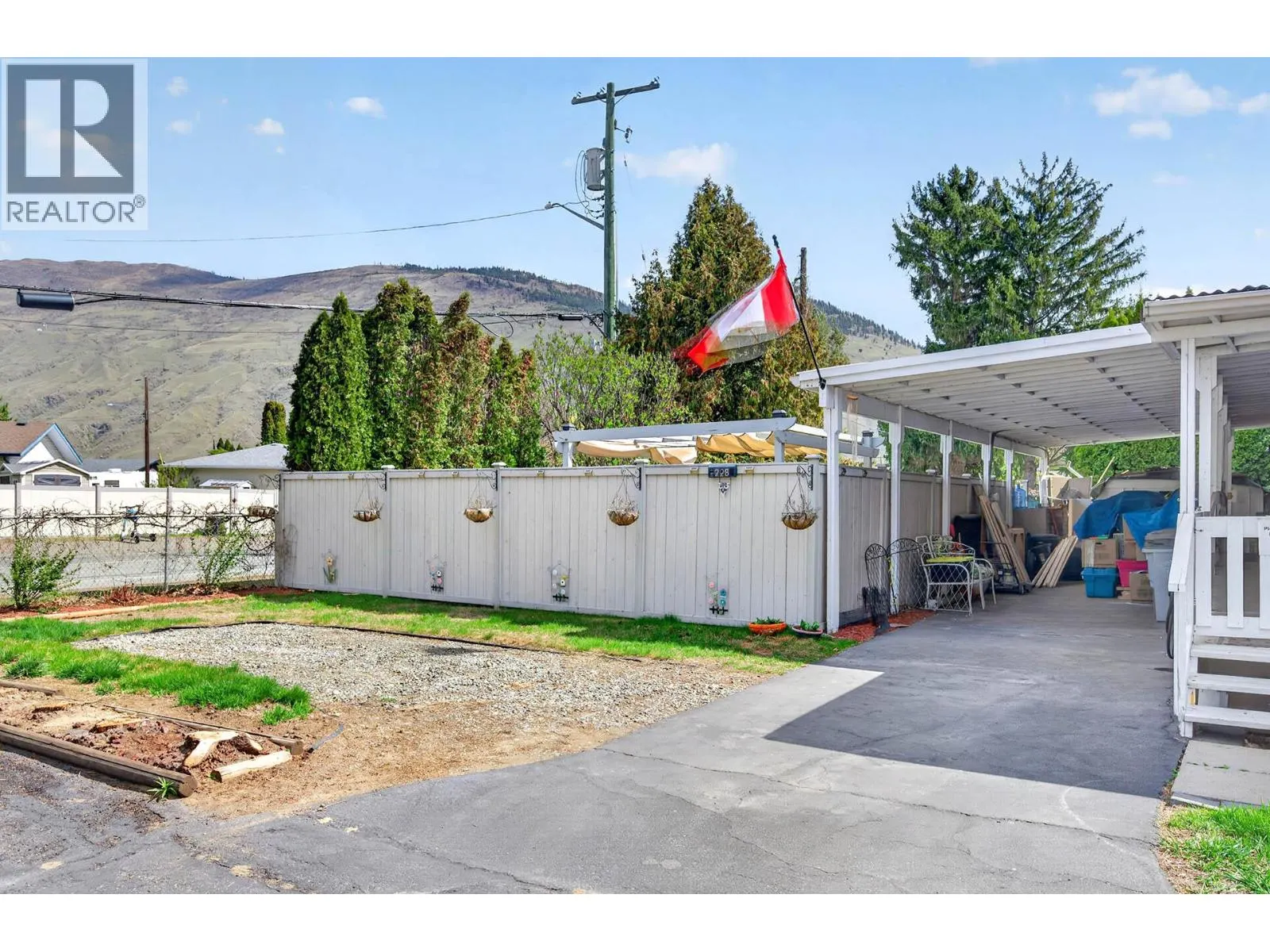 2400 OAKDALE Way Unit# 228