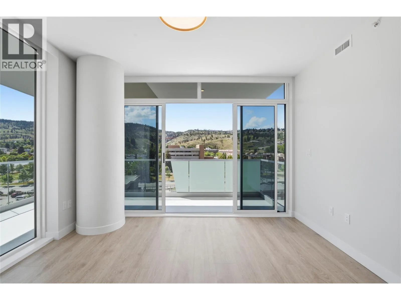 460 NICOLA Street Unit# 504