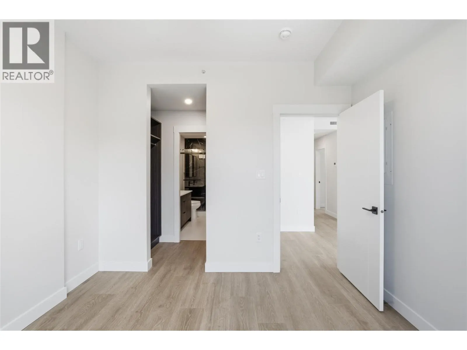 460 NICOLA Street Unit# 504