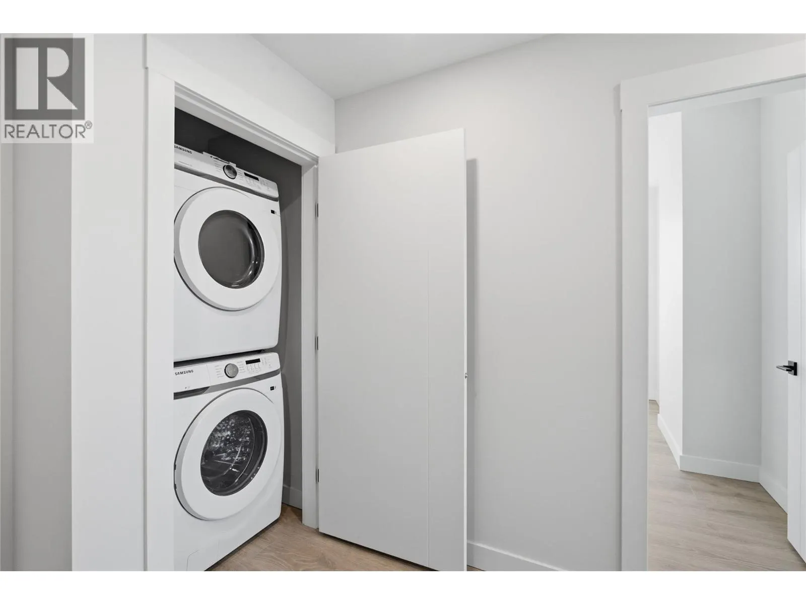 460 NICOLA Street Unit# 504